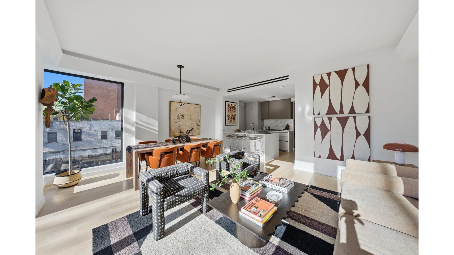 #5 photo, 650 E 6TH Street, East Village , NY 10009