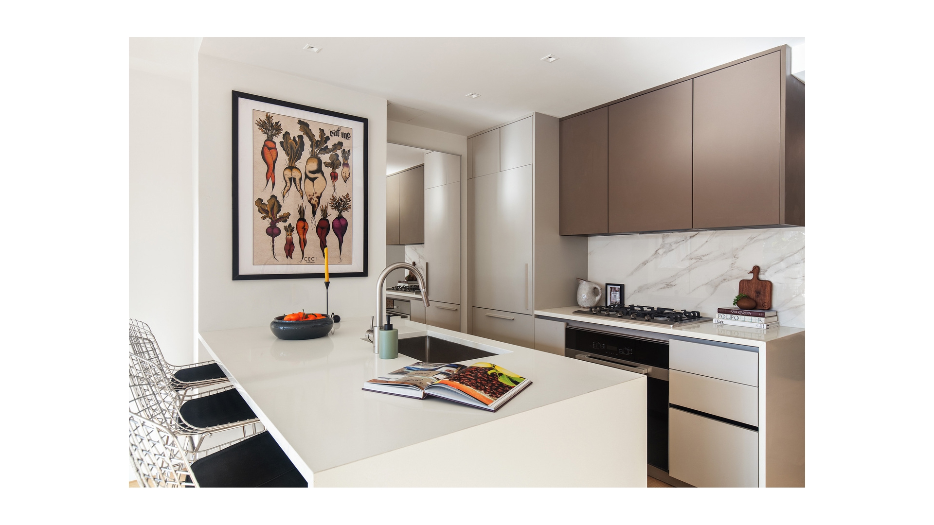 #7 photo, 650 E 6TH Street, East Village , NY 10009