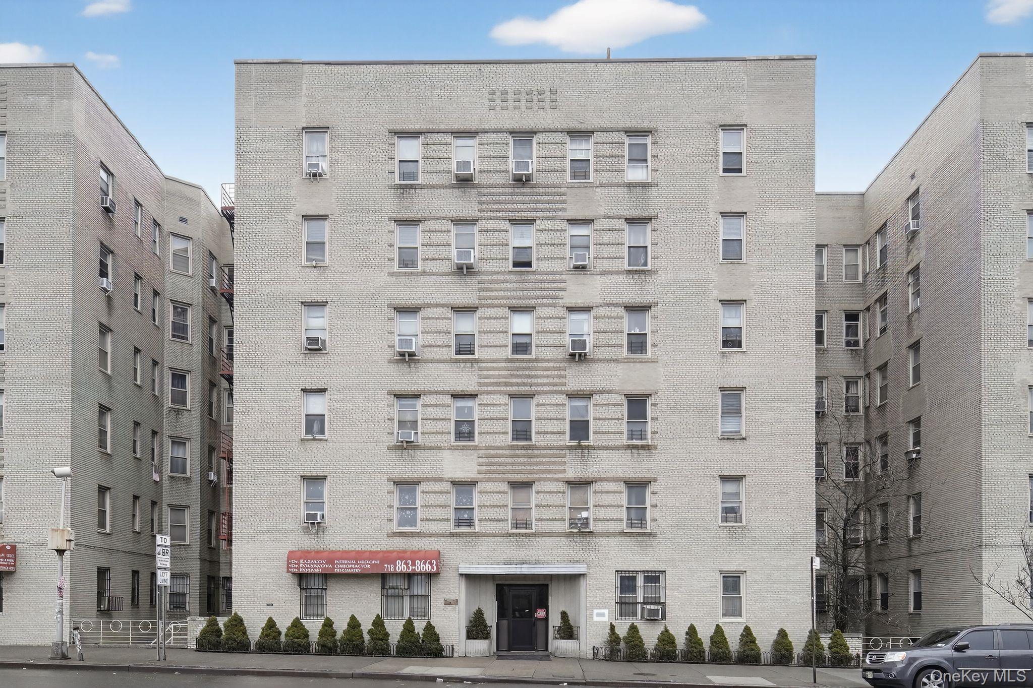 #11 photo, 2190 Boston Road, Bronx , NY 10462