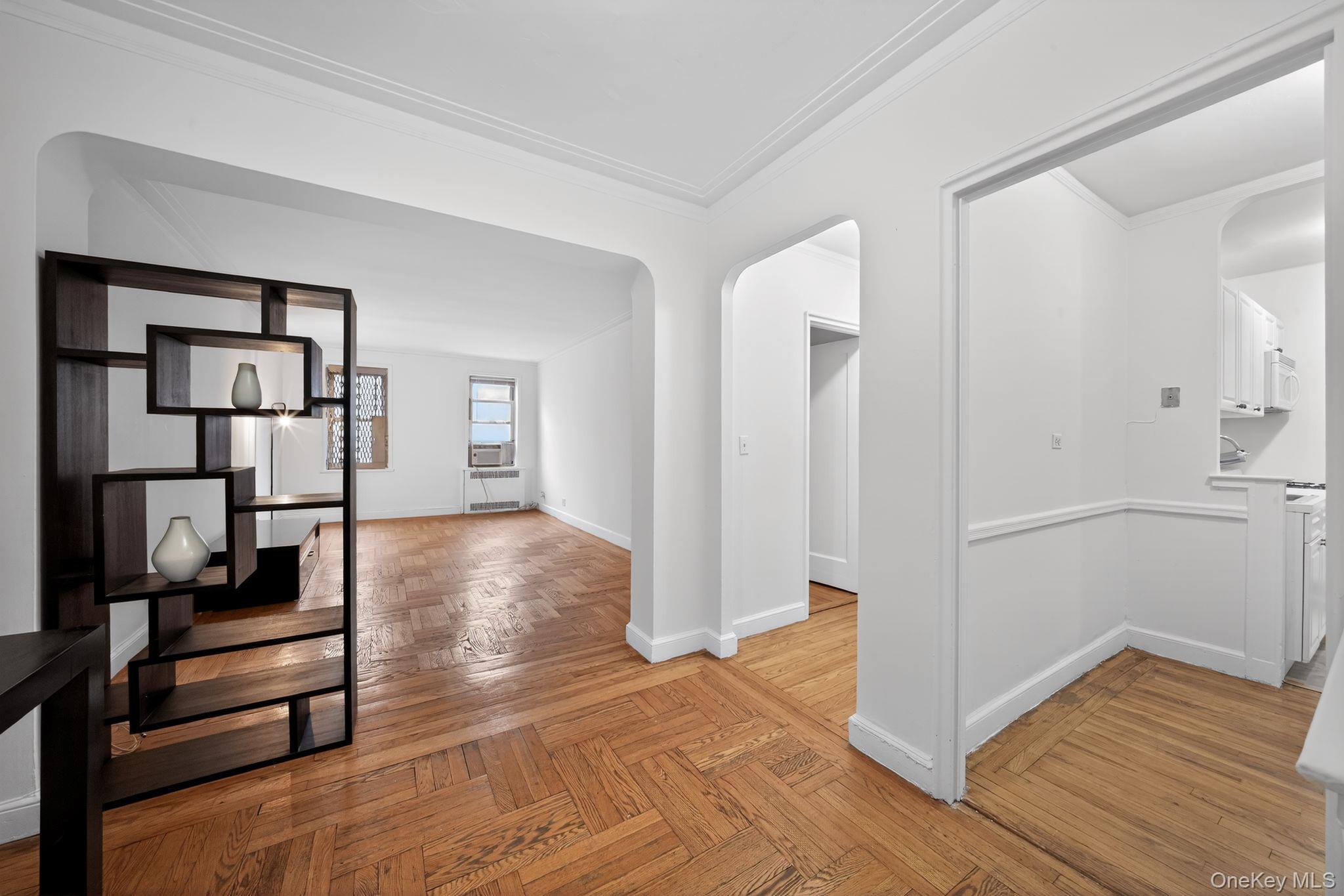 #7 photo, 2190 Boston Road, Bronx , NY 10462