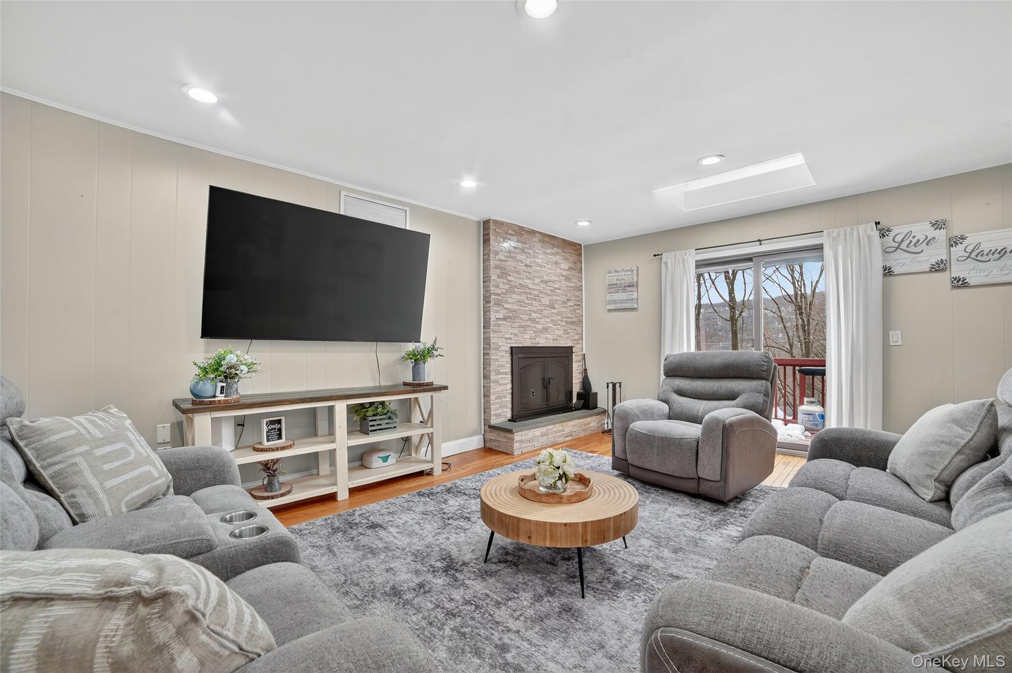 #6 photo, 1281 McKeel Street, Yorktown Heights , NY 10598