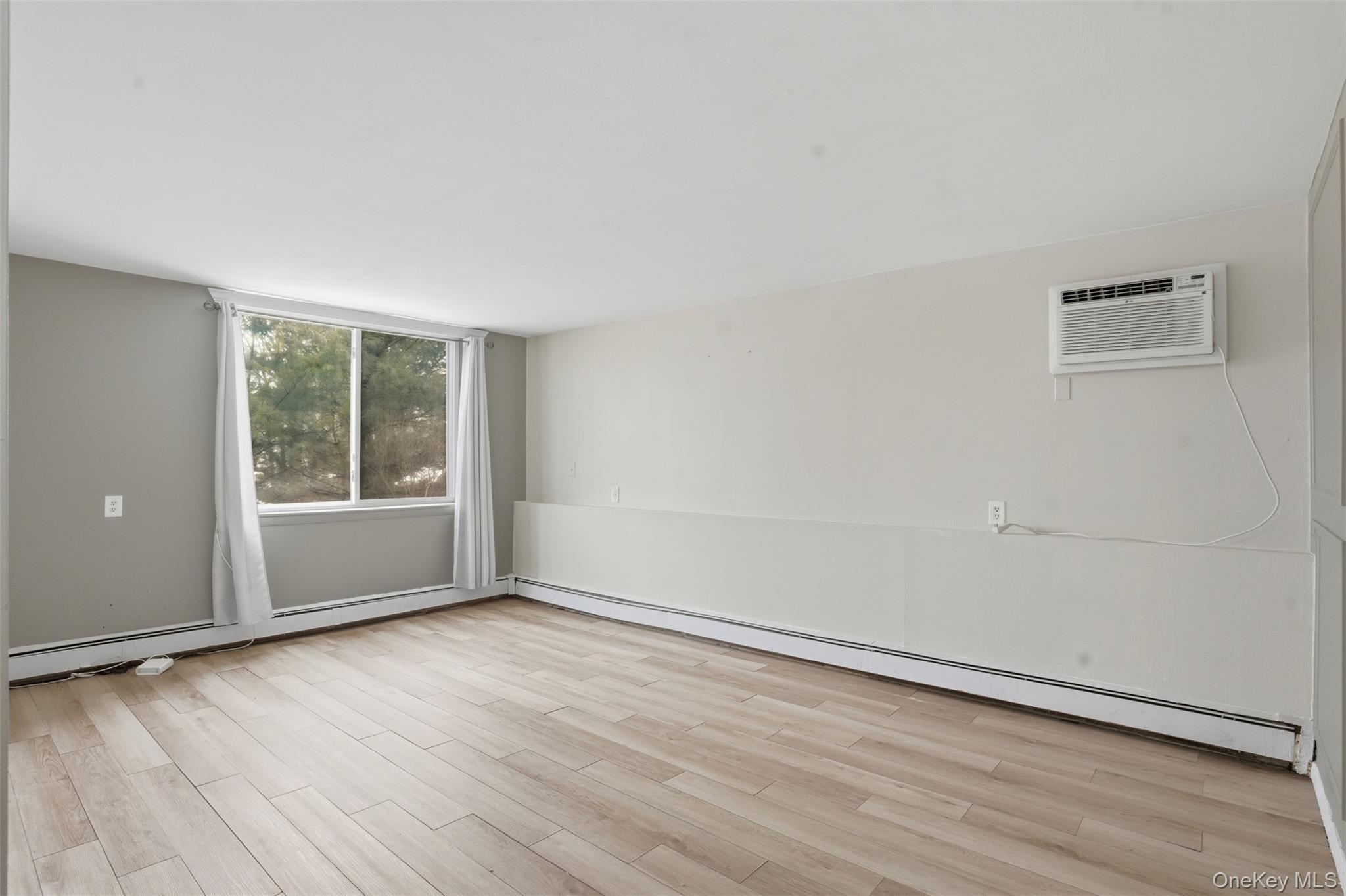 #13 photo, 3 Hook Road, Poughkeepsie , NY 12601