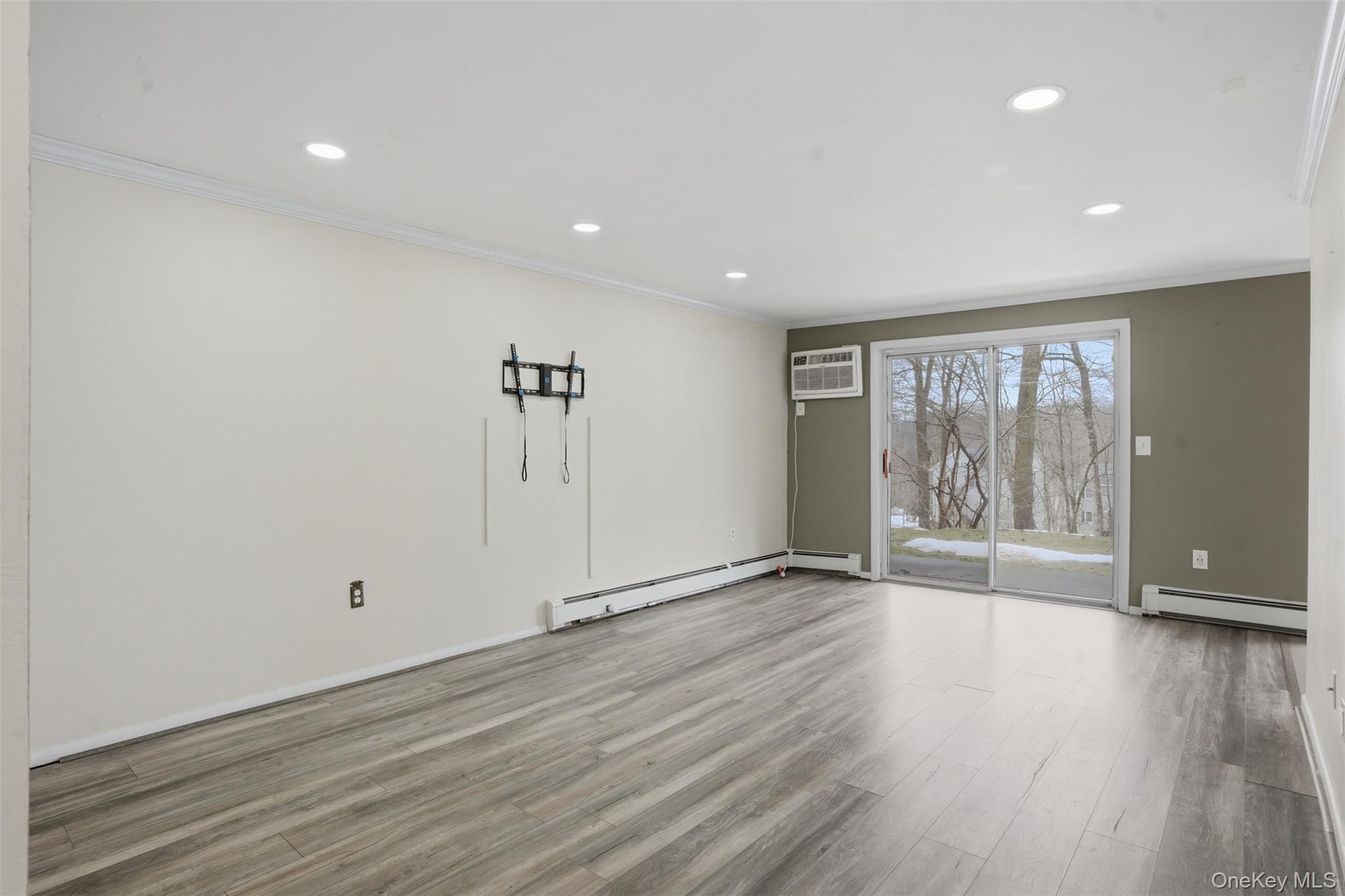 #4 photo, 3 Hook Road, Poughkeepsie , NY 12601