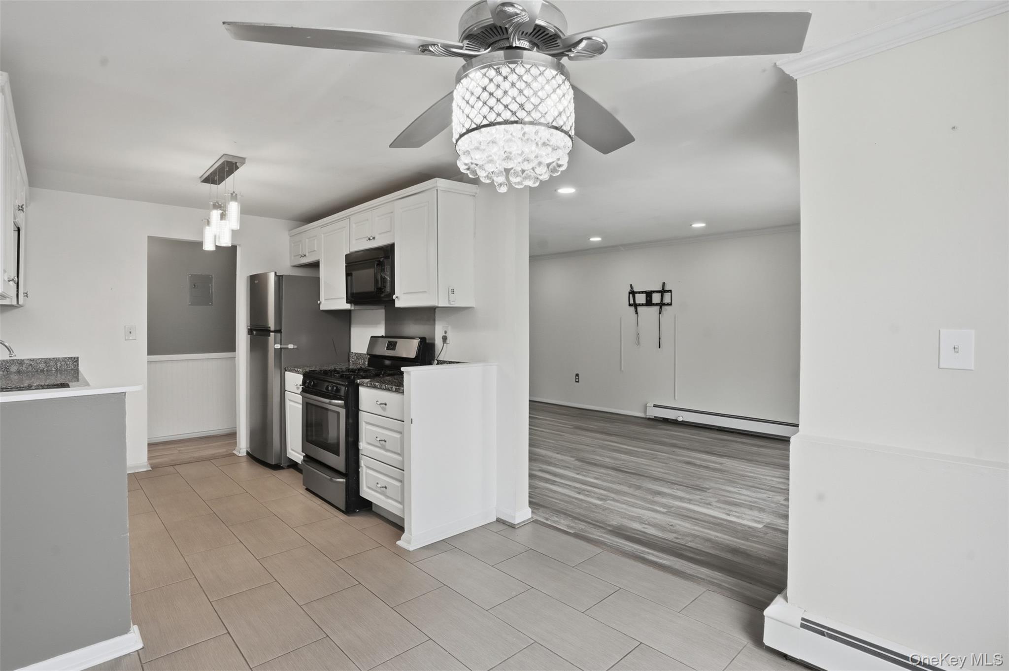 #7 photo, 3 Hook Road, Poughkeepsie , NY 12601