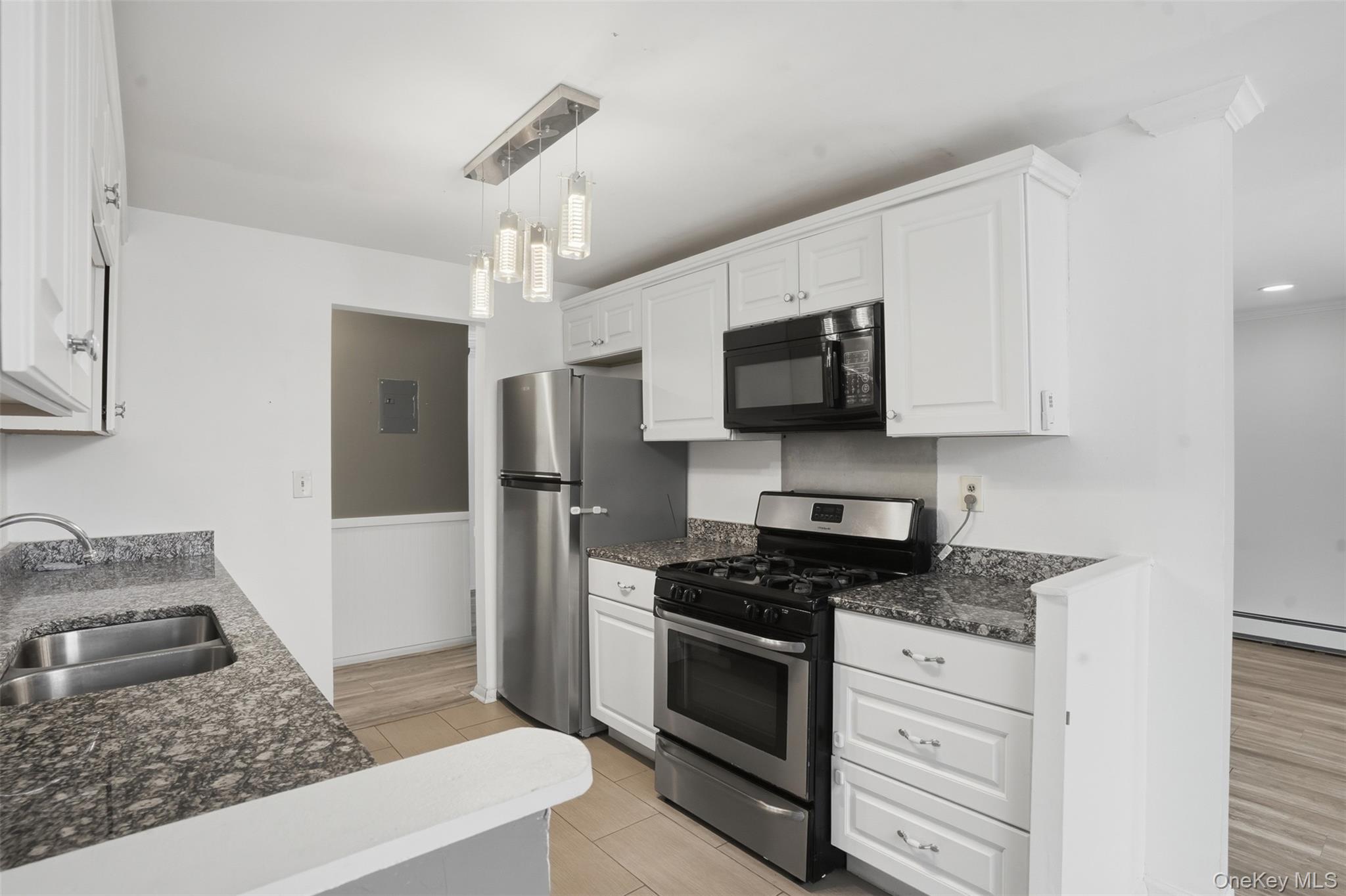 #9 photo, 3 Hook Road, Poughkeepsie , NY 12601