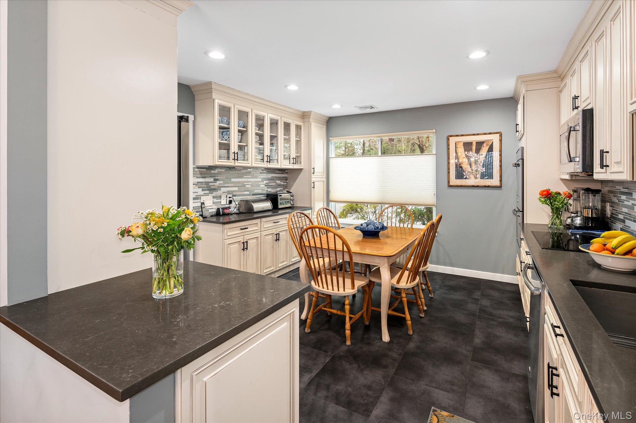 #3 photo, 392 Heritage Hills, Somers , NY 10589