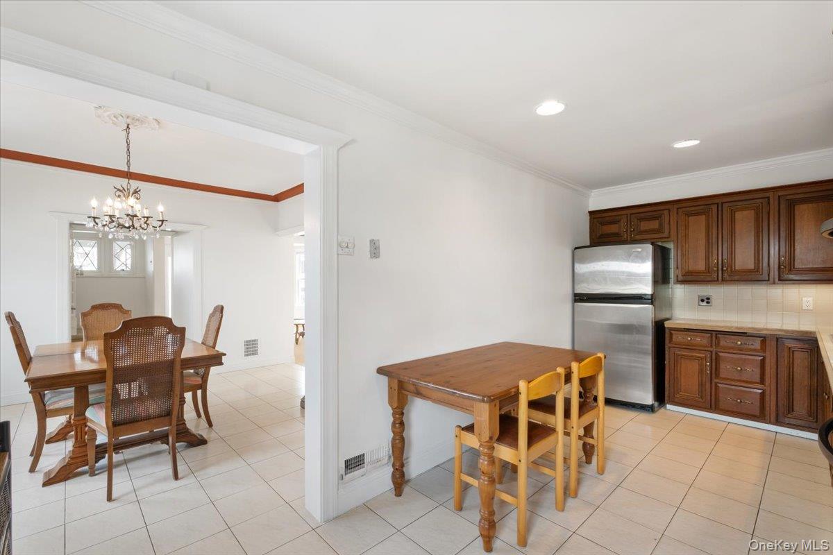 #10 photo, 1224 Knickerbocker Avenue, Mamaroneck , NY 10543