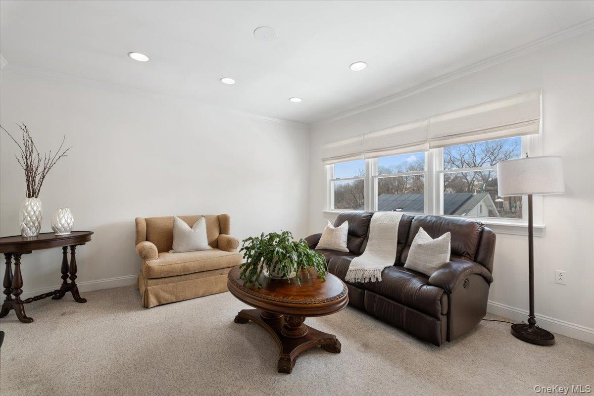 #13 photo, 1224 Knickerbocker Avenue, Mamaroneck , NY 10543