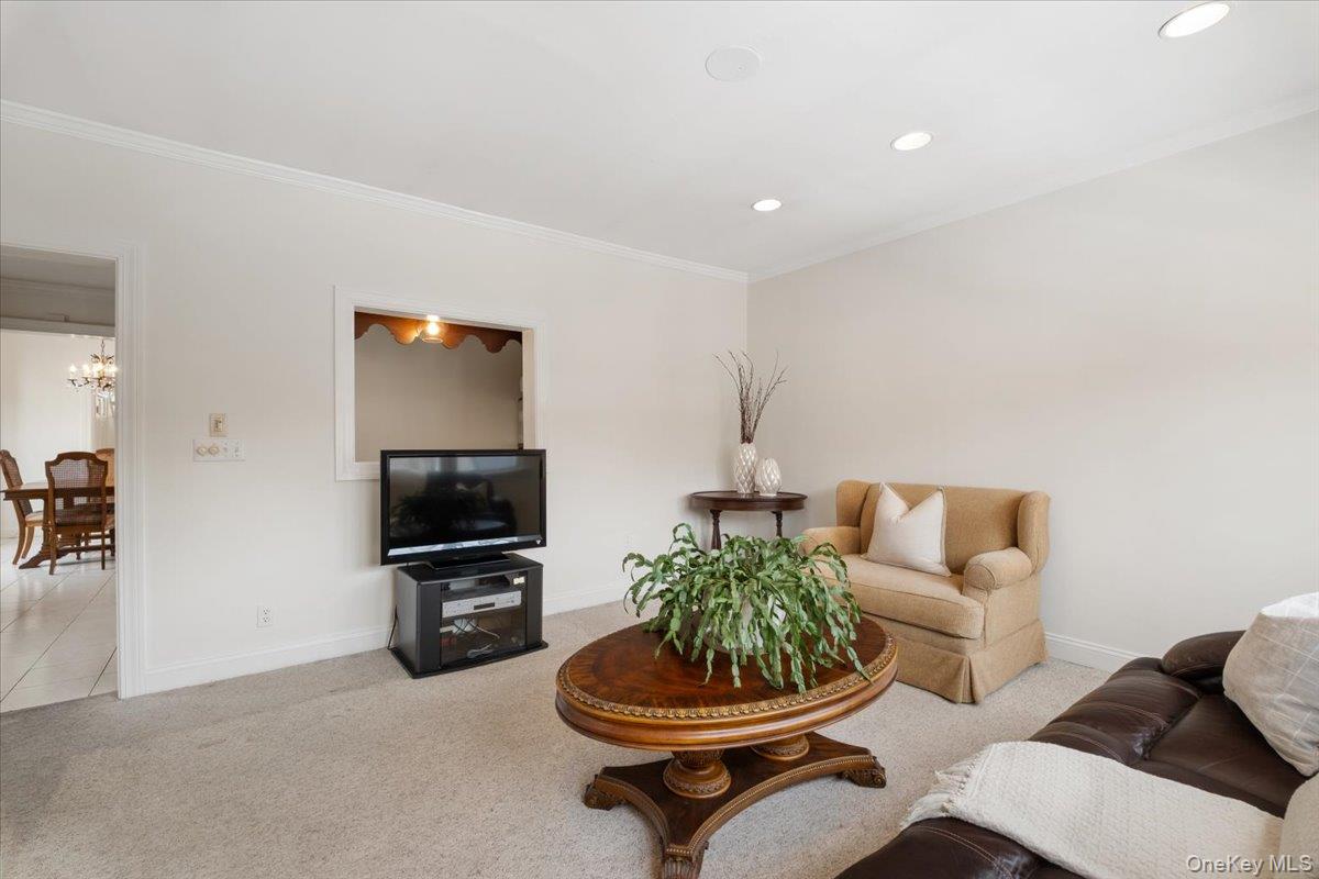 #14 photo, 1224 Knickerbocker Avenue, Mamaroneck , NY 10543