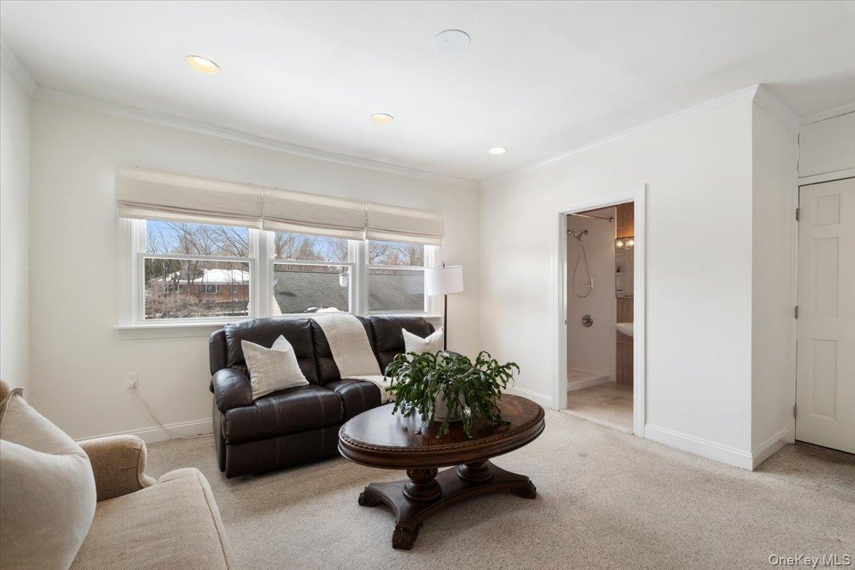 #15 photo, 1224 Knickerbocker Avenue, Mamaroneck , NY 10543