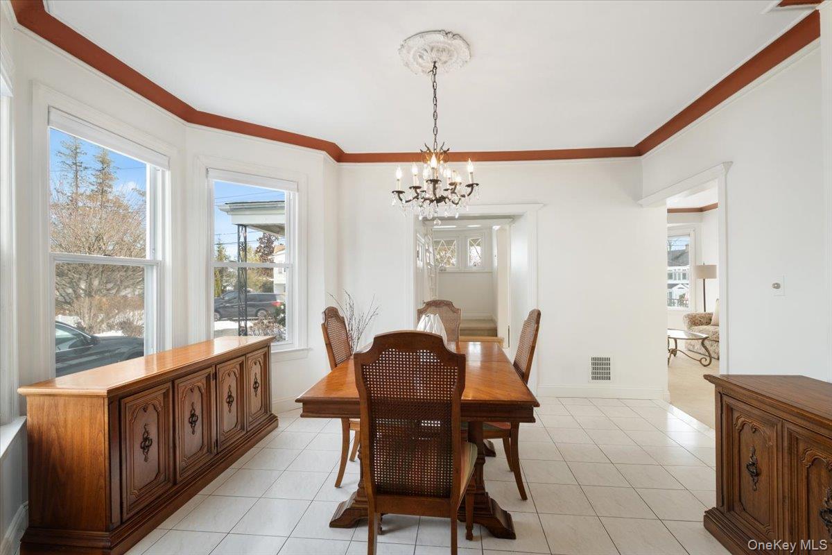 #7 photo, 1224 Knickerbocker Avenue, Mamaroneck , NY 10543