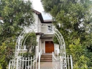 #1 photo, 56 Stephenson Boulevard, New Rochelle , NY 10801