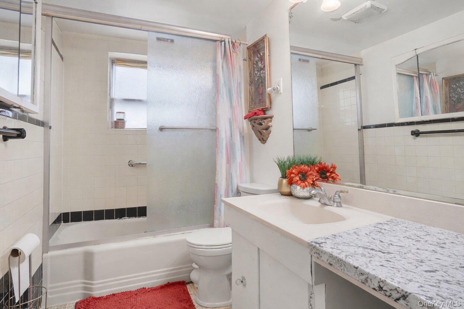 #11 photo, 1029 Wheeler Avenue, برونكس Bronx , NY 10472