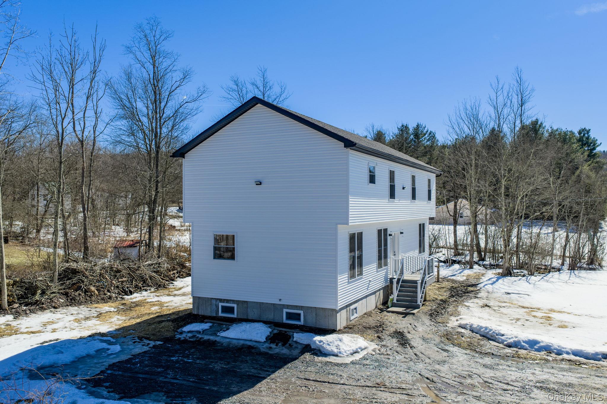 #4 photo, 6 Maple Avenue, Hurleyville , NY 12747