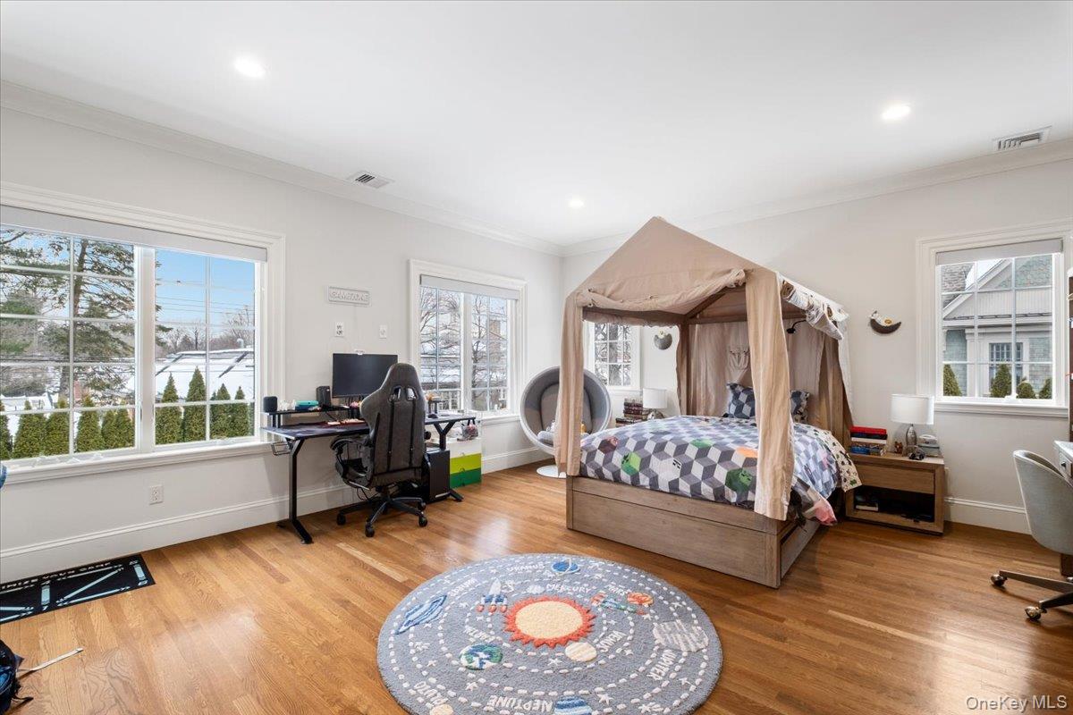 #18 photo, 38 Sage Terrace, Scarsdale , NY 10583