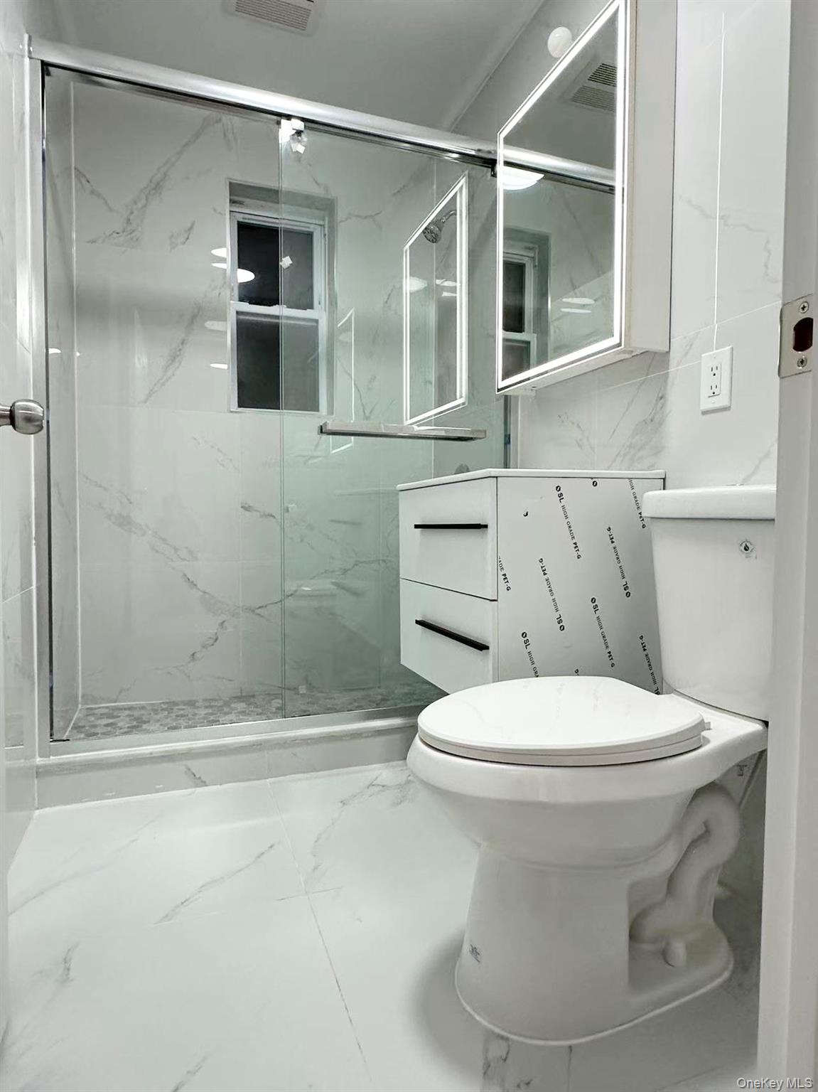 #4 photo, 58-15 205TH Street, Bayside , NY 11364