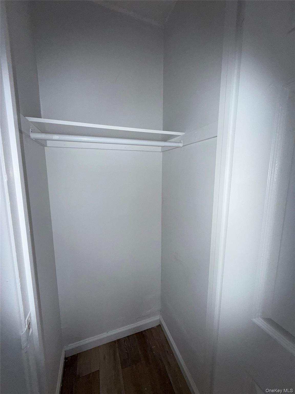 #10 photo, 7107 Sutton Place, Fresh Meadows , NY 11365