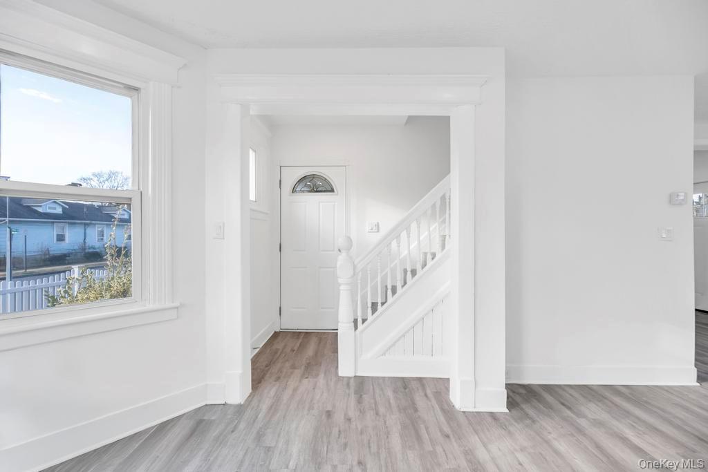 #11 photo, 297 E Columbia Street, Hempstead , NY 11550