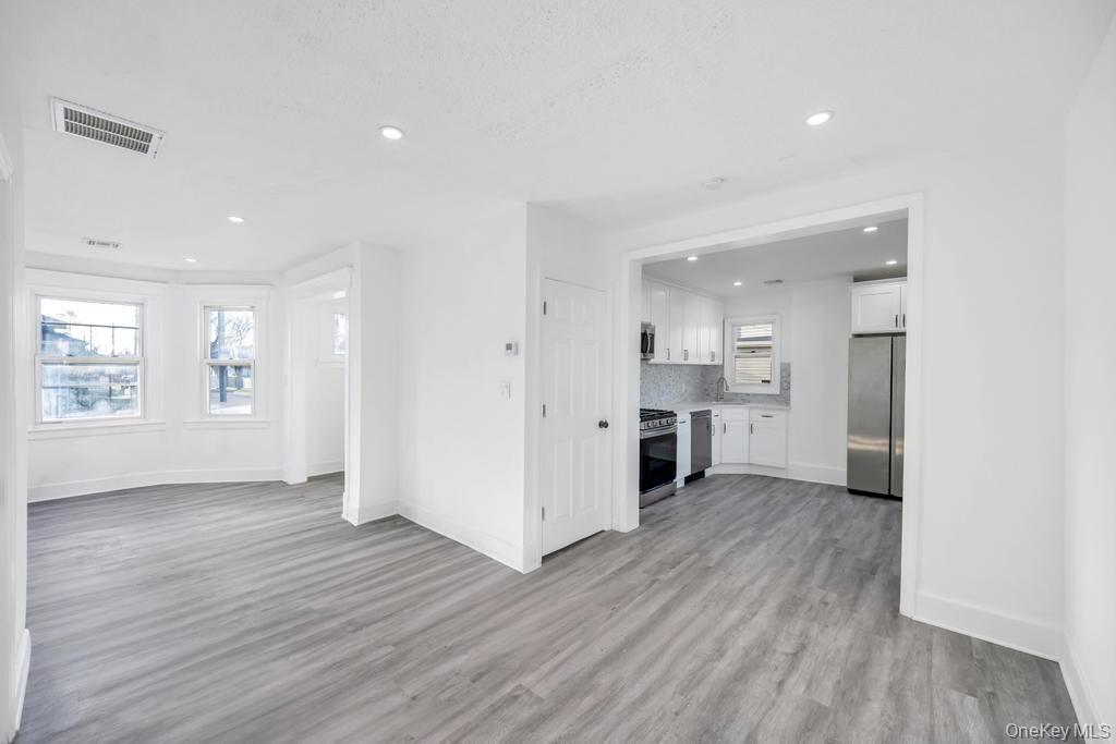 #13 photo, 297 E Columbia Street, Hempstead , NY 11550