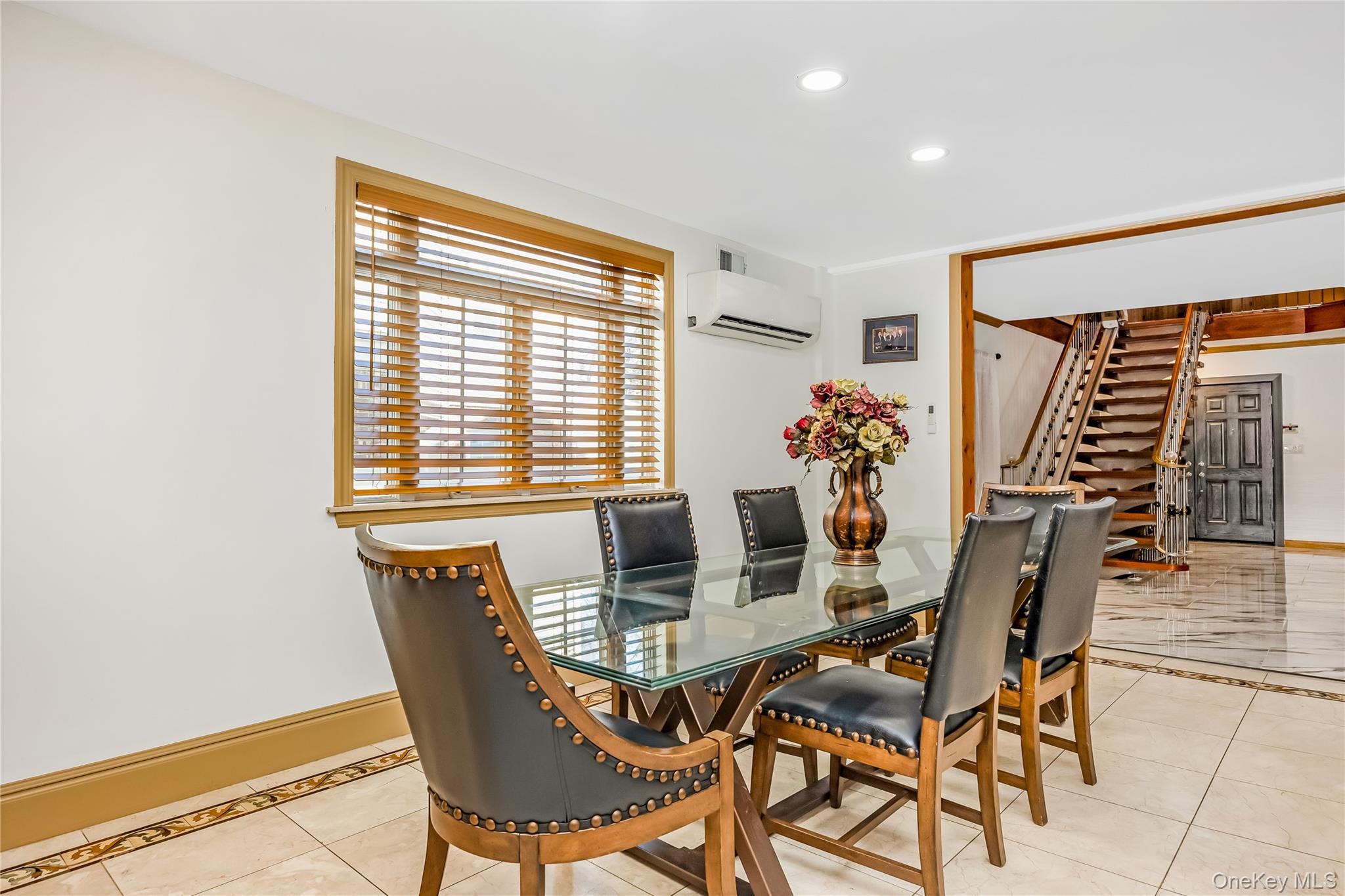 #9 photo, 47-56 Glenwood Street, कुईंस Little Neck , NY 11362