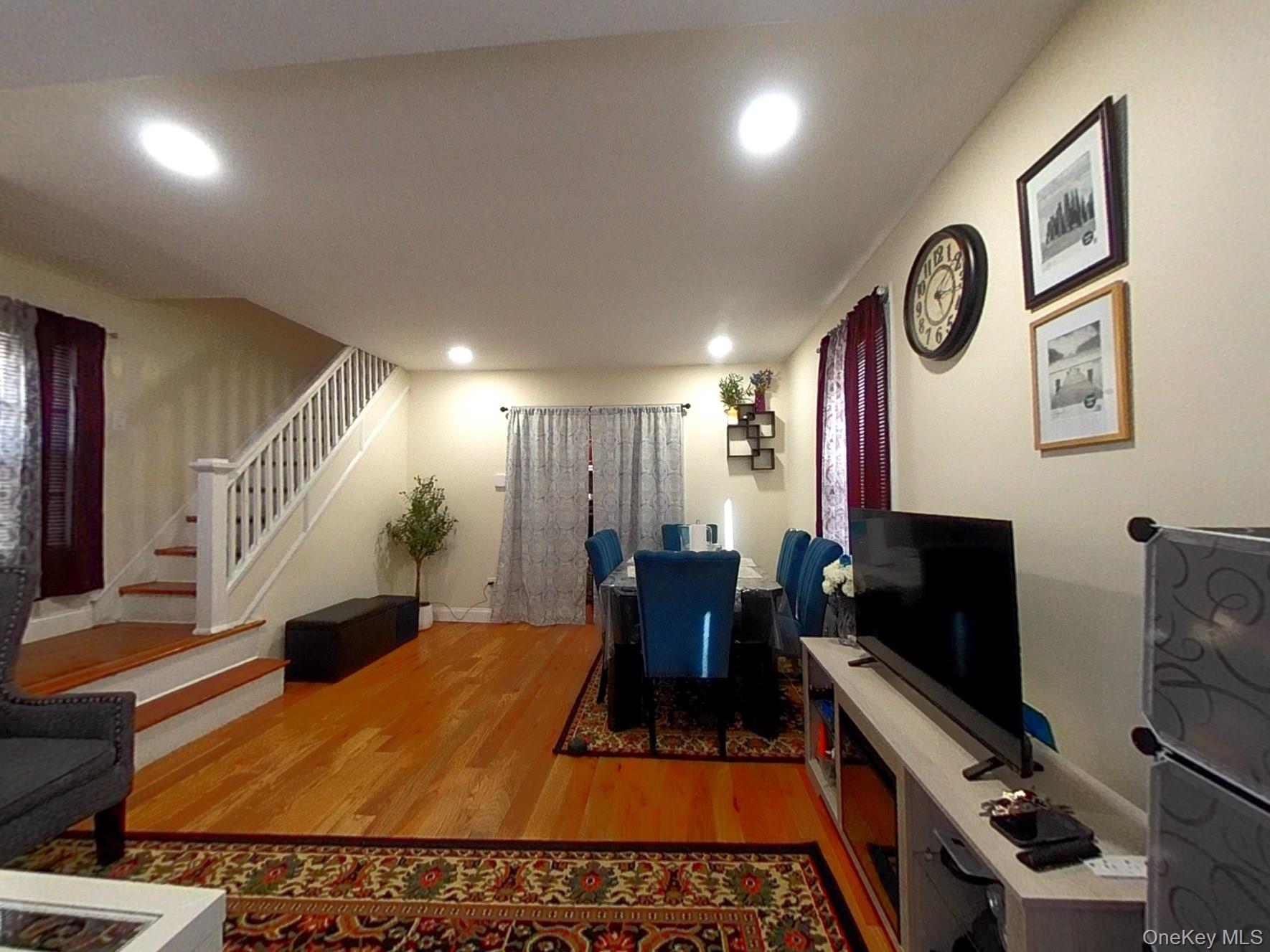 #5 photo, 9915 202nd Street, Куинс ‖ Hollis , NY 11423