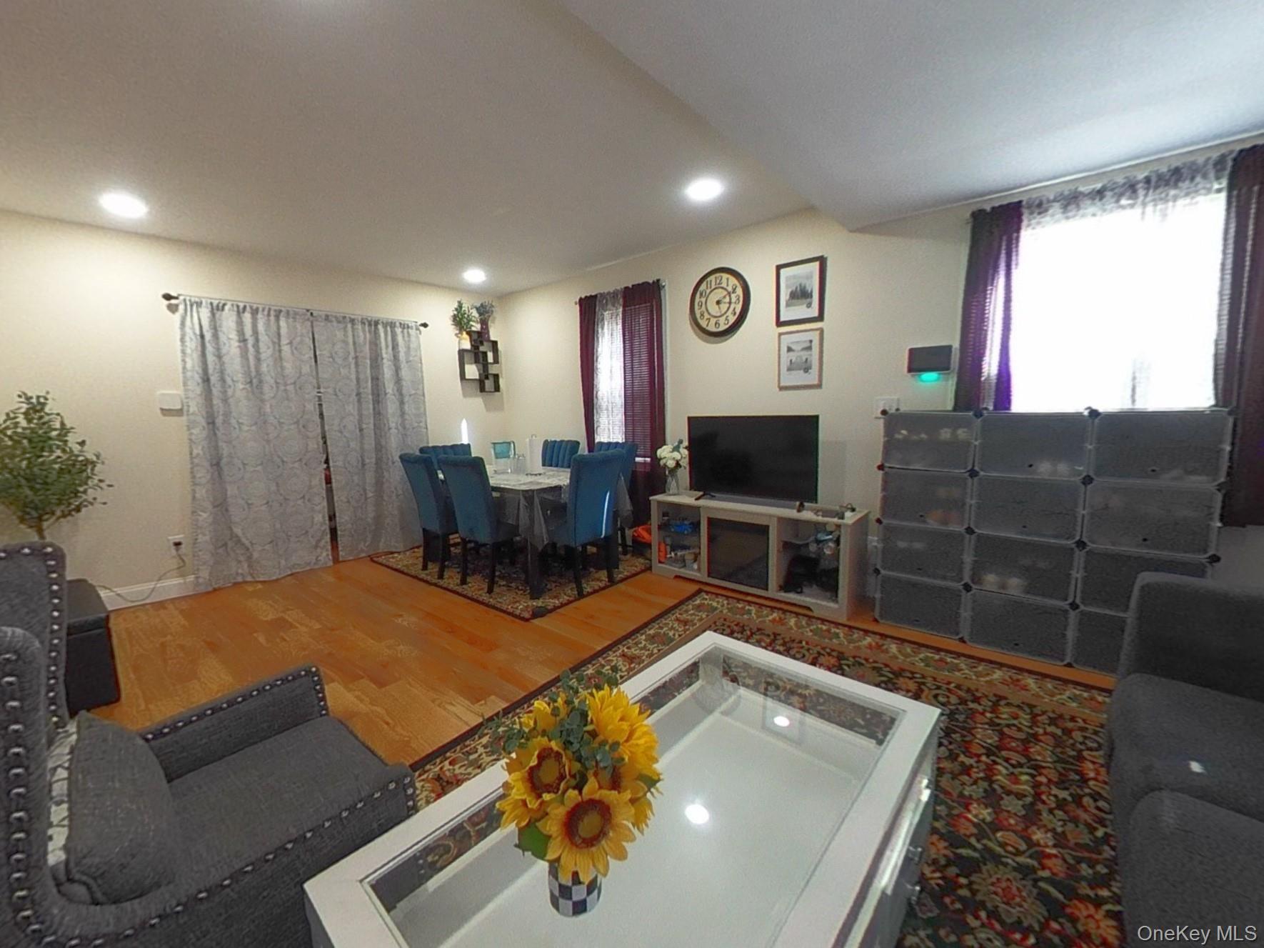 #6 photo, 9915 202nd Street, Куинс ‖ Hollis , NY 11423