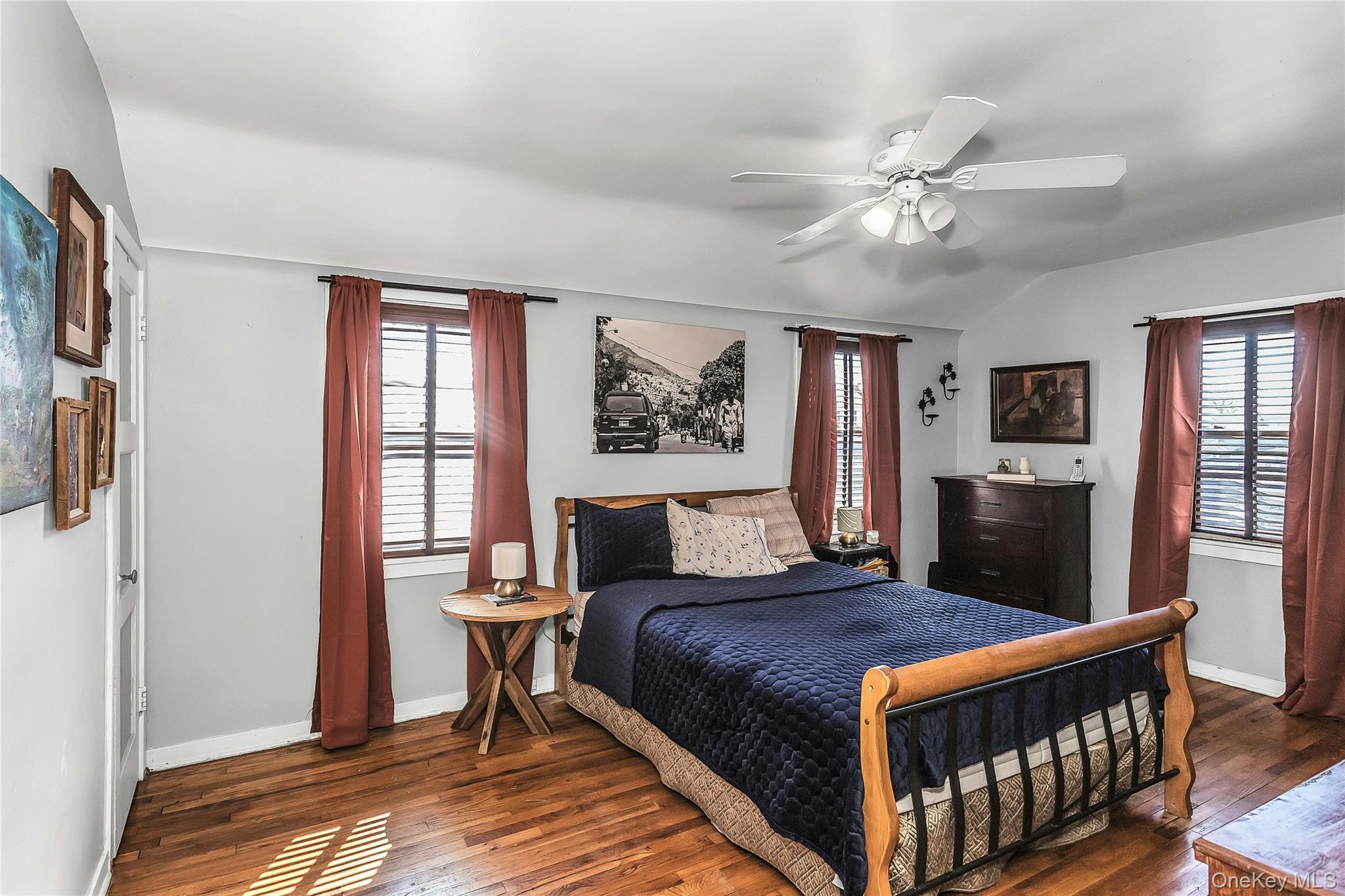 #11 photo, 36 Amethyst Street, Elmont , NY 11003