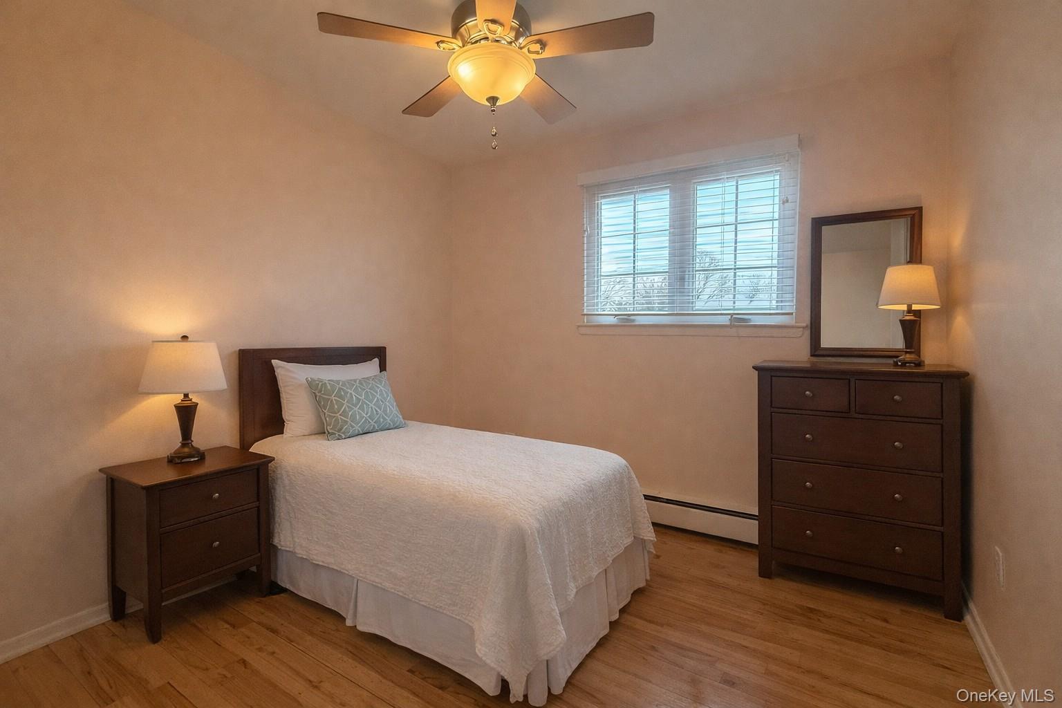 #12 photo, 9 Columbine Avenue, Islip , NY 11751