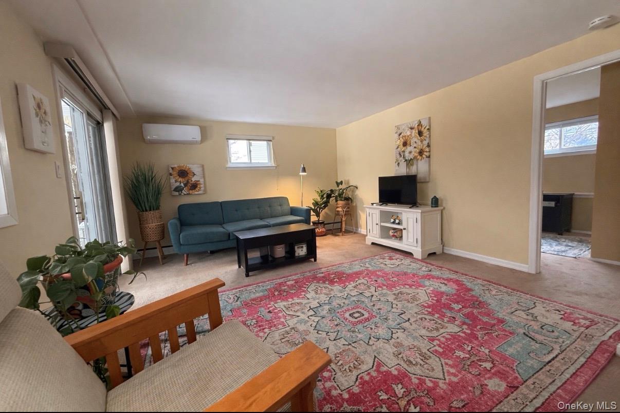 #15 photo, 9 Columbine Avenue, Islip , NY 11751