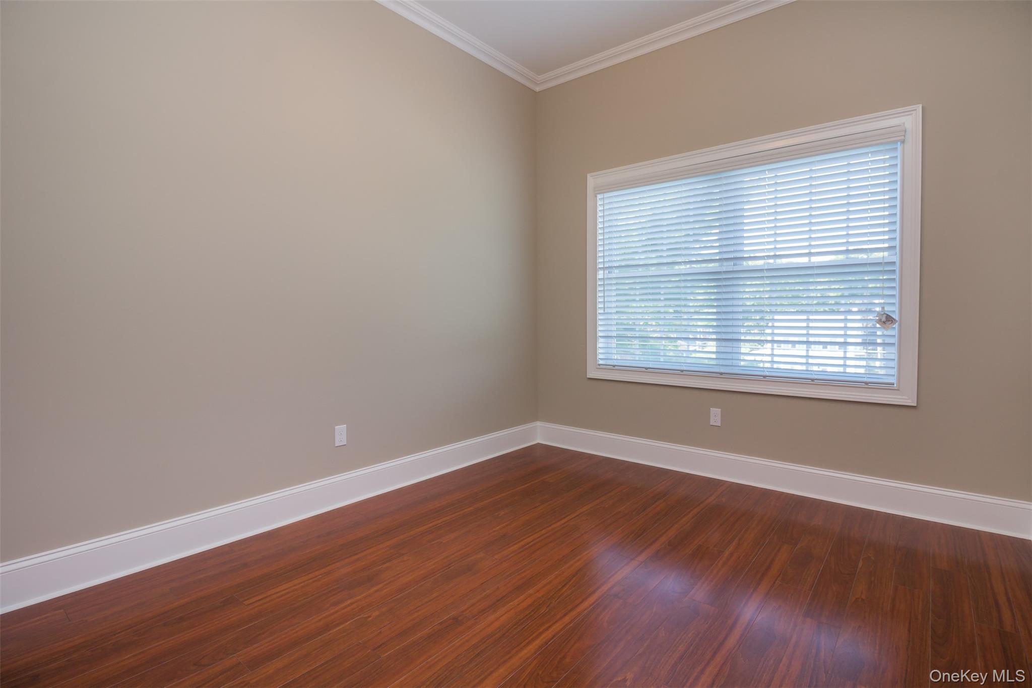 #10 photo, 41 - 3C Green Street, Саффолк ‖ Huntington , NY 11743