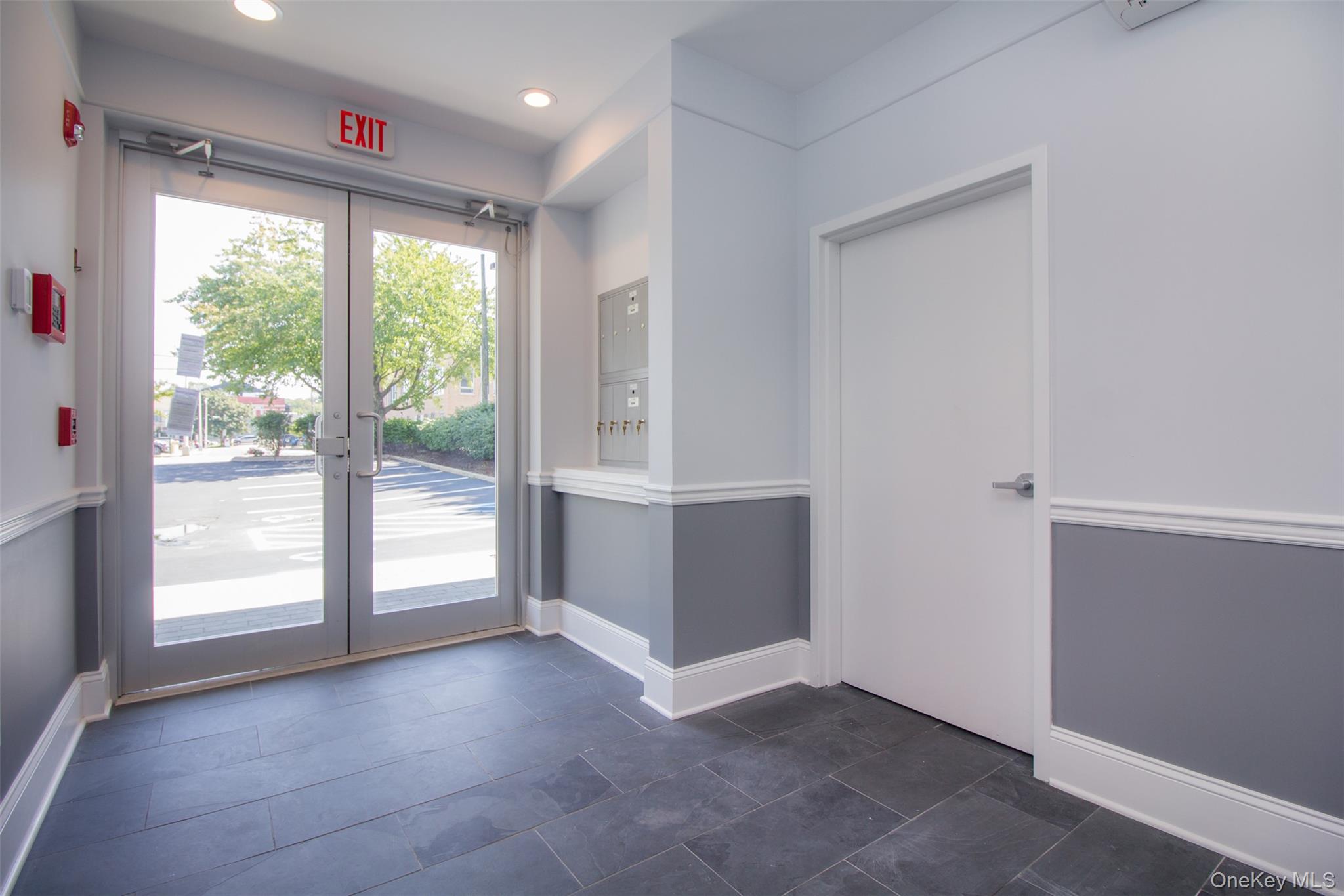 #13 photo, 41 - 3C Green Street, Саффолк ‖ Huntington , NY 11743