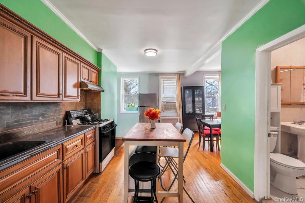 #10 photo, 6144 Eliot Avenue, Middle Village , NY 11379