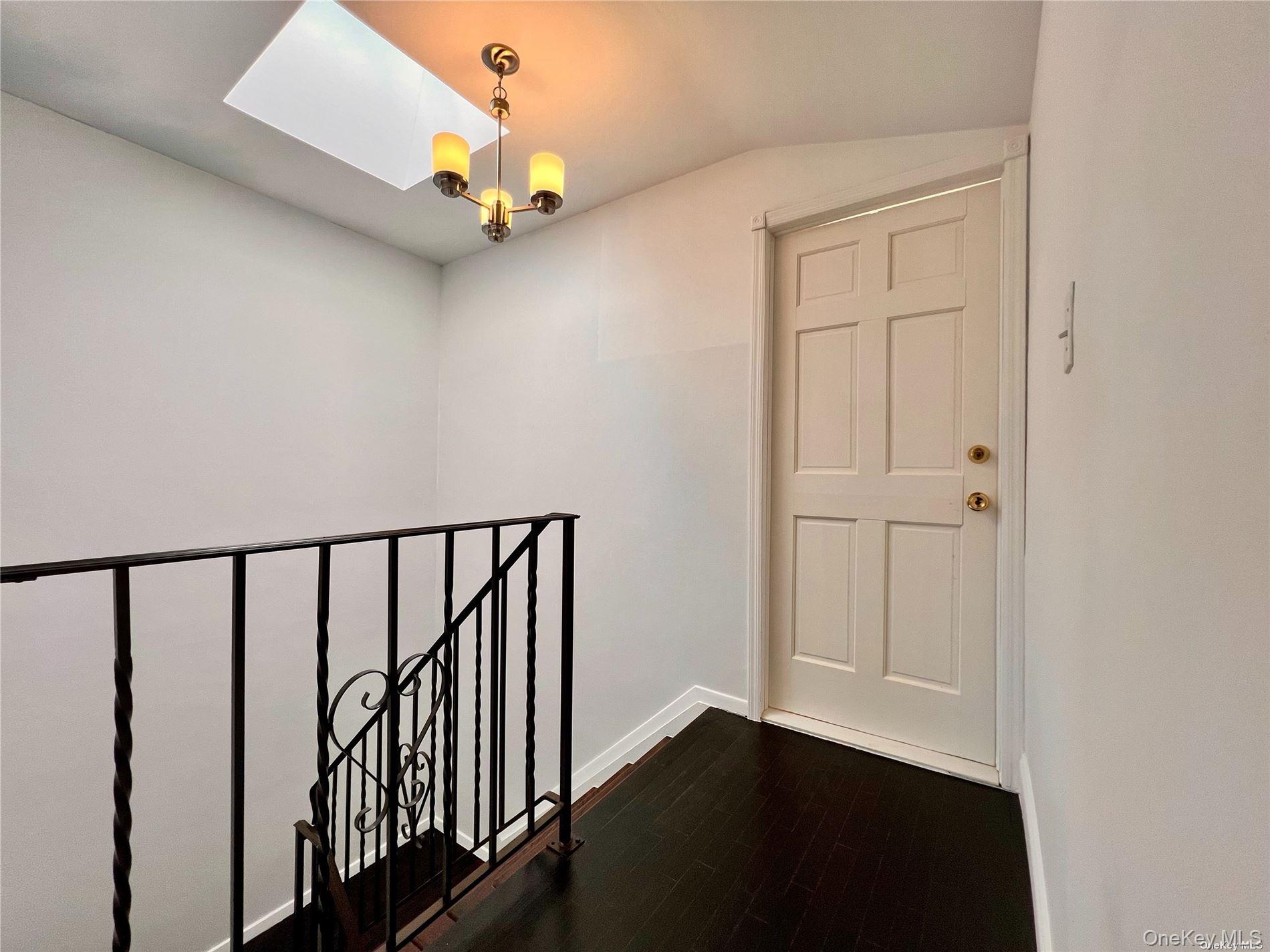 #5 photo, 21618 39th Avenue, Bayside , NY 11361