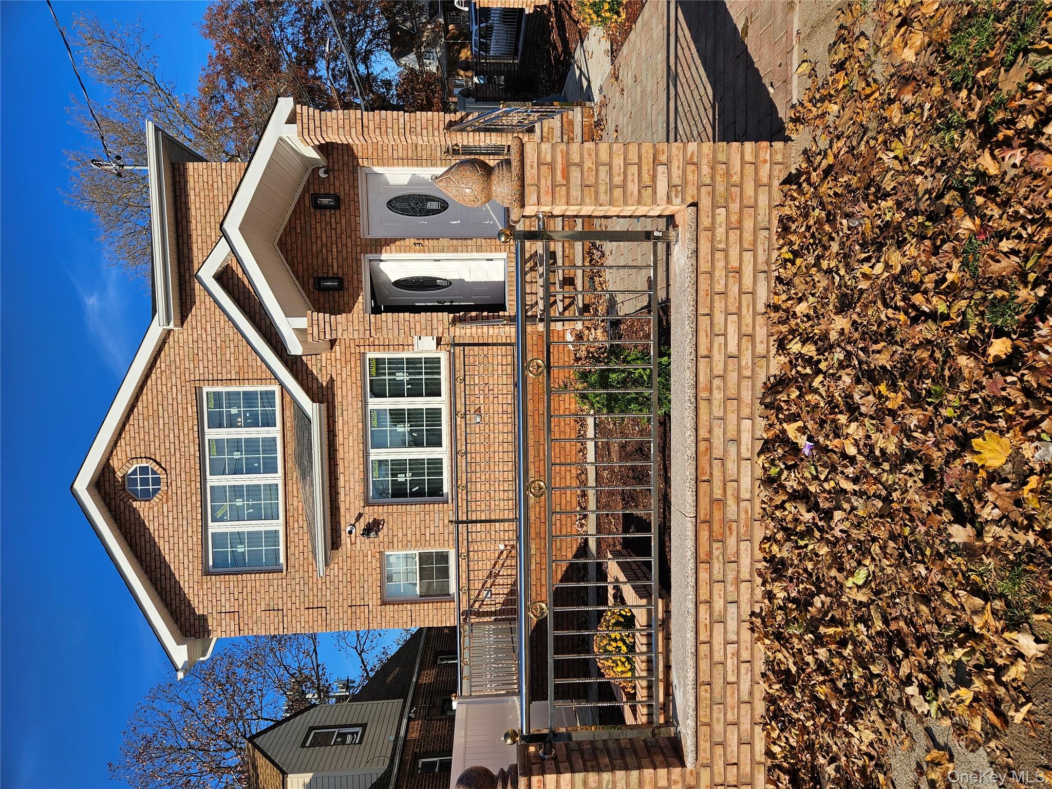 #1 photo, 198-19 118th Avenue, Saint Albans , NY 11412