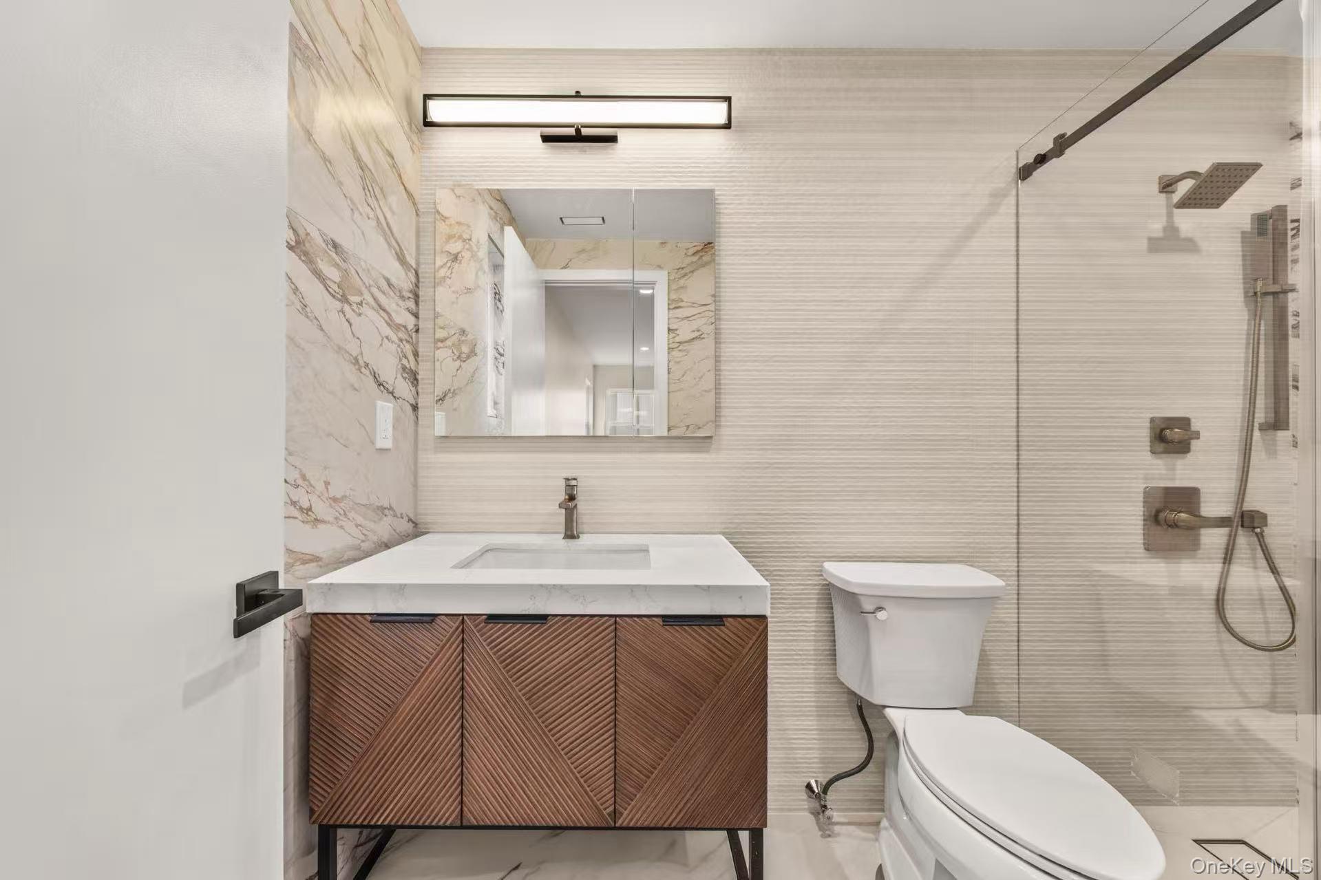 #15 photo, 5 Warren Place, Plainview , NY 11803