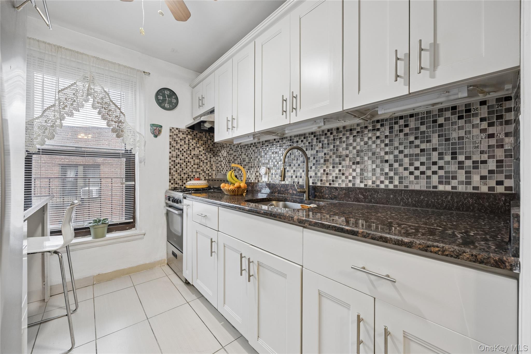 #10 photo, 139-05 85th Drive, Куинс ‖ Briarwood , NY 11435