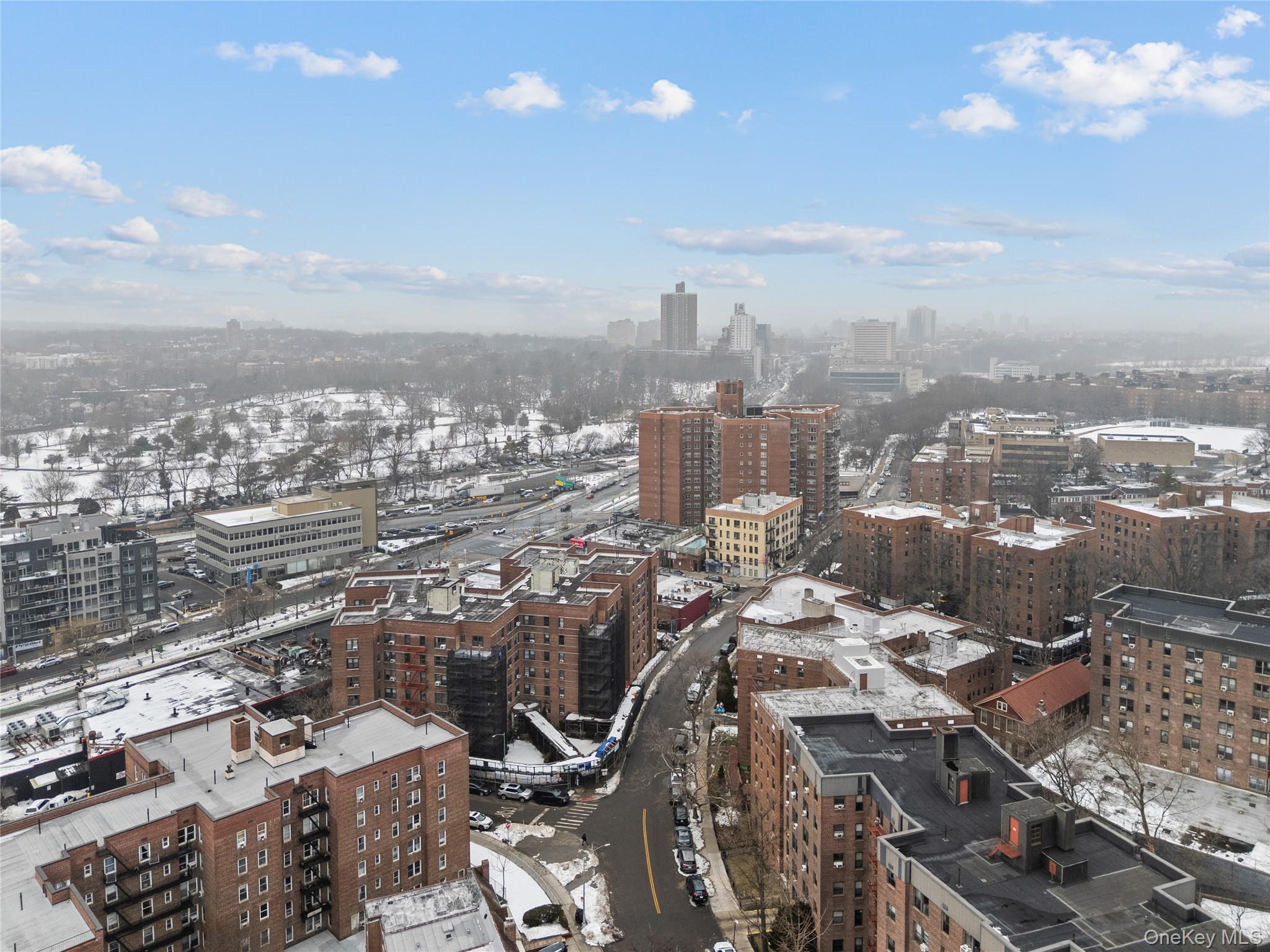 #19 photo, 139-05 85th Drive, Куинс ‖ Briarwood , NY 11435