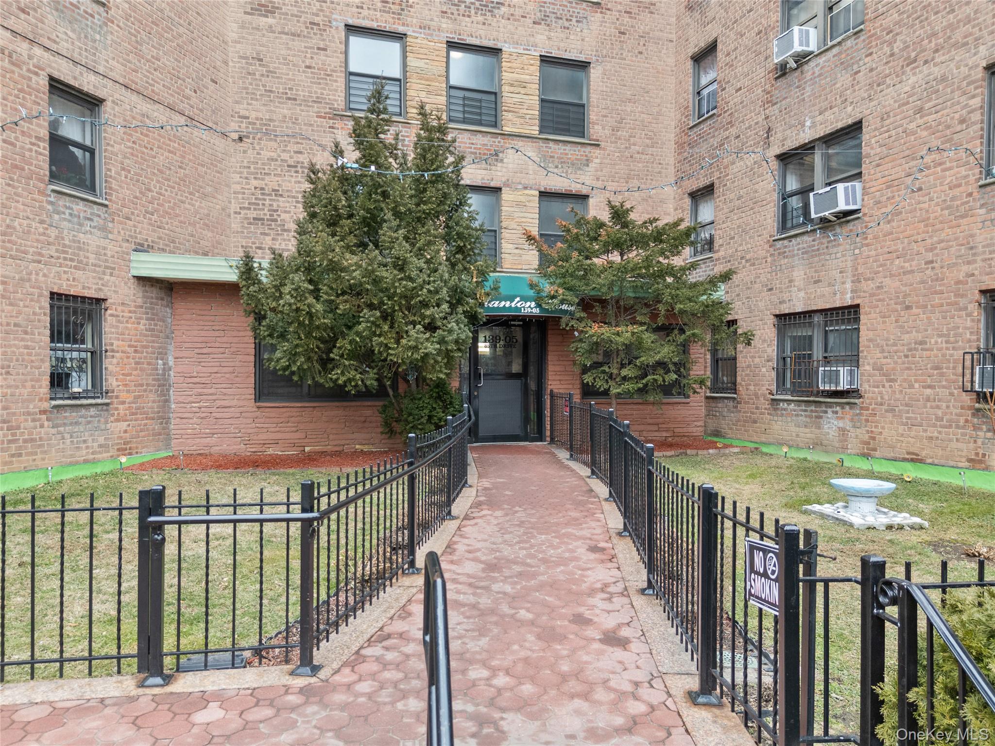 #2 photo, 139-05 85th Drive, Куинс ‖ Briarwood , NY 11435