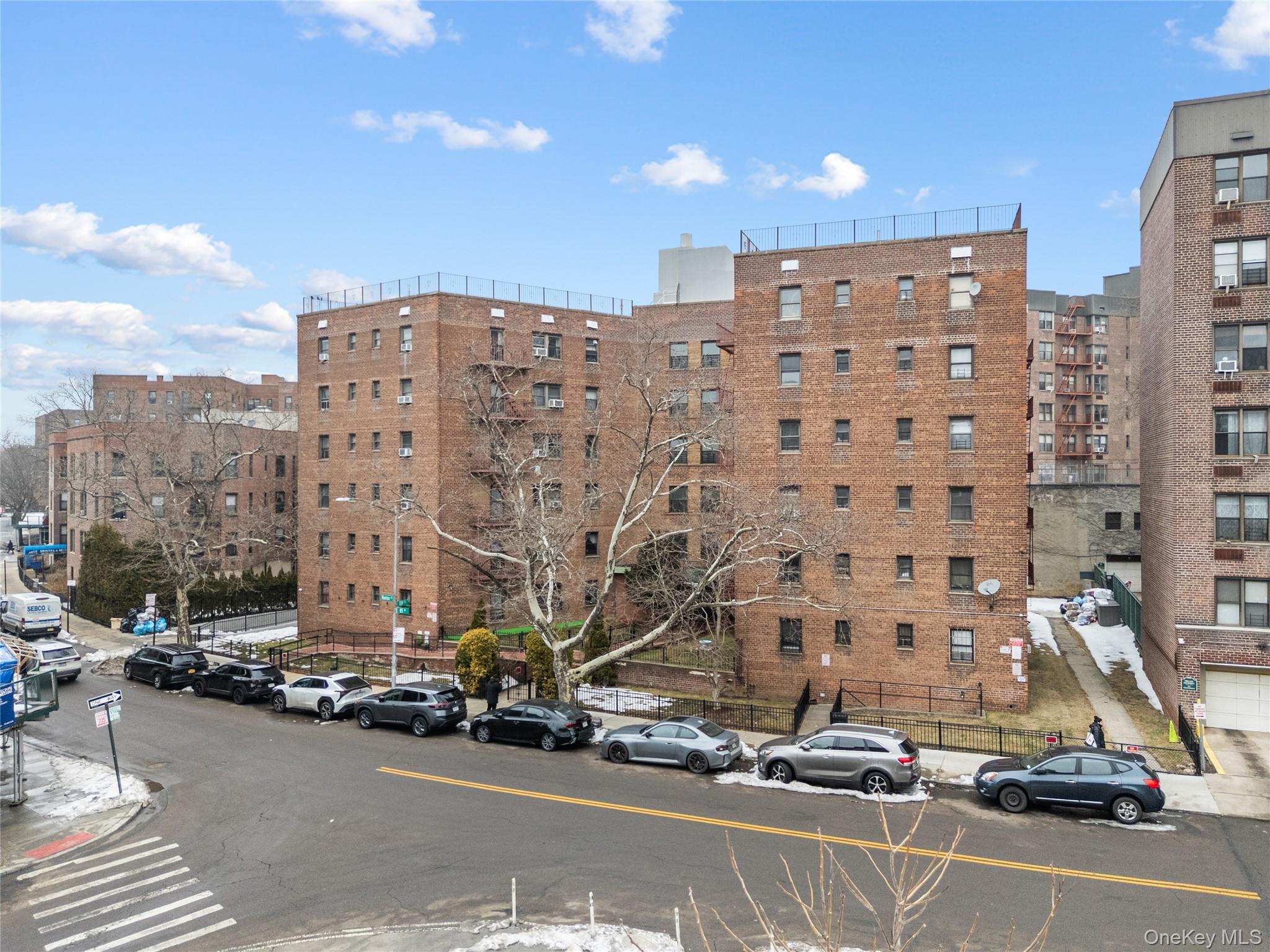 #3 photo, 139-05 85th Drive, Куинс ‖ Briarwood , NY 11435