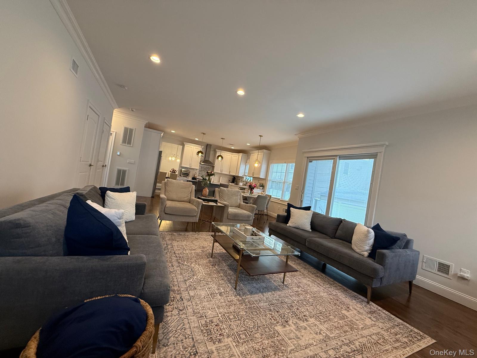 #9 photo, 116 Winifred Drive, Merrick , NY 11566