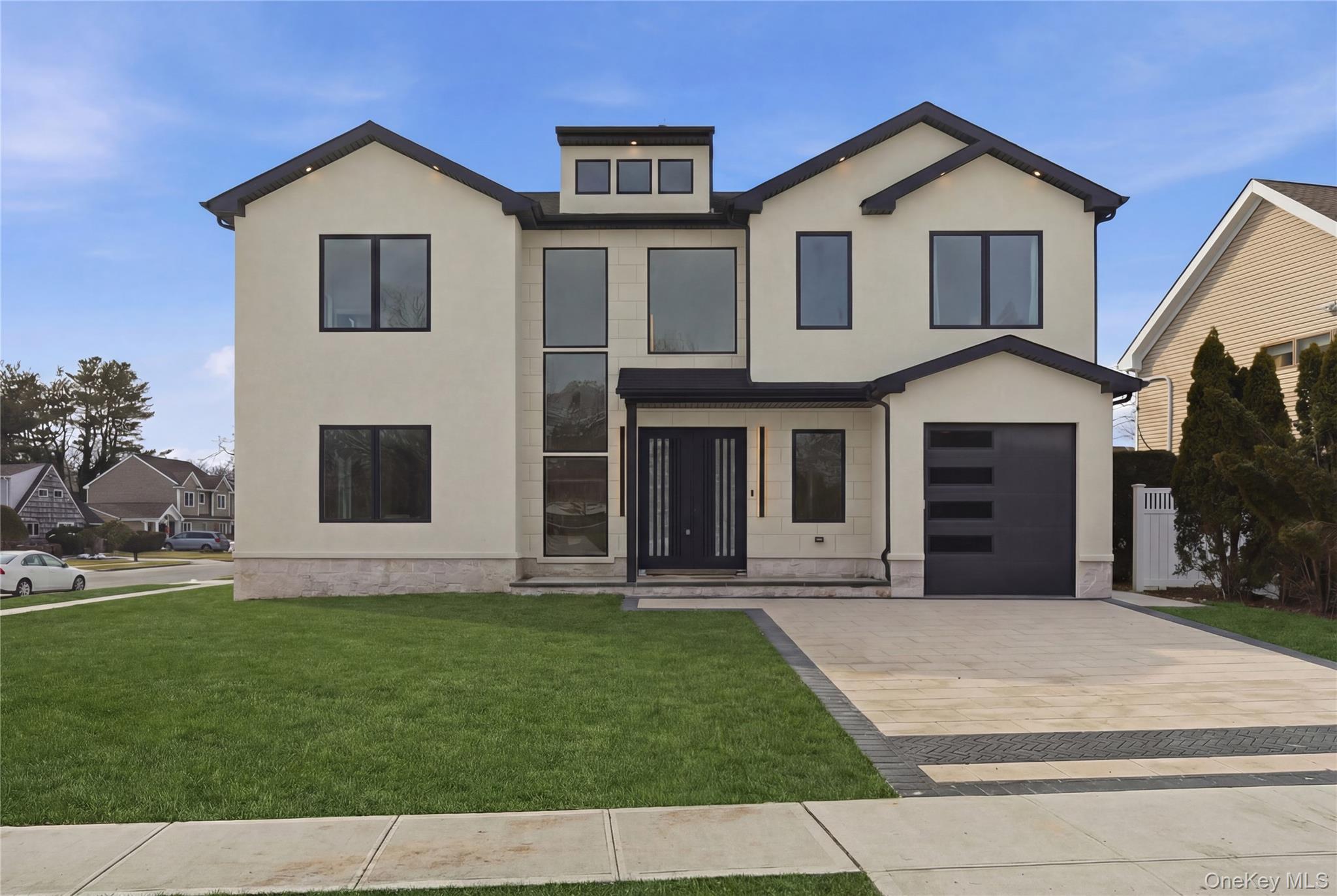 #1 photo, 19 Arrow Lane, Hicksville , NY 11801