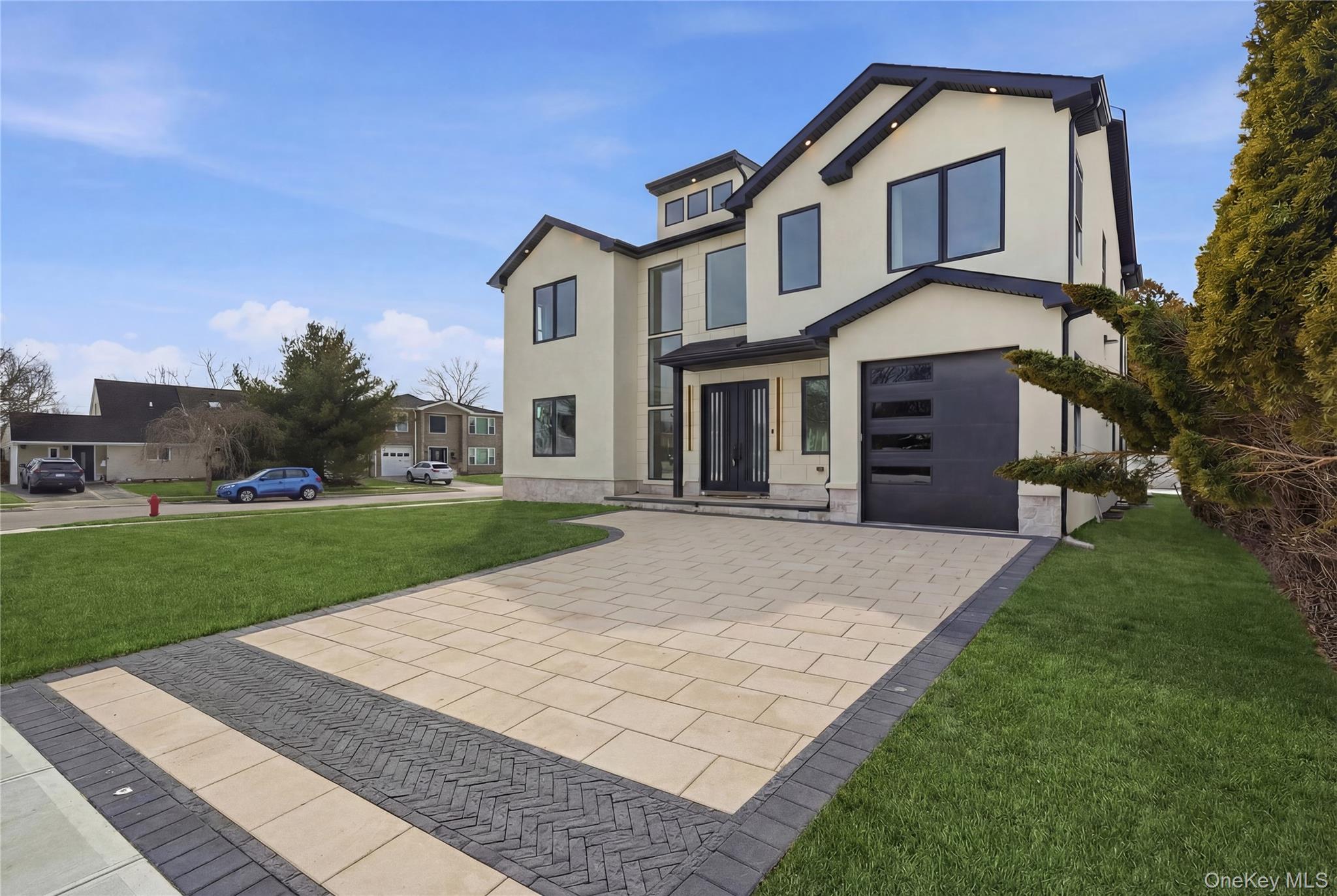 #2 photo, 19 Arrow Lane, Hicksville , NY 11801