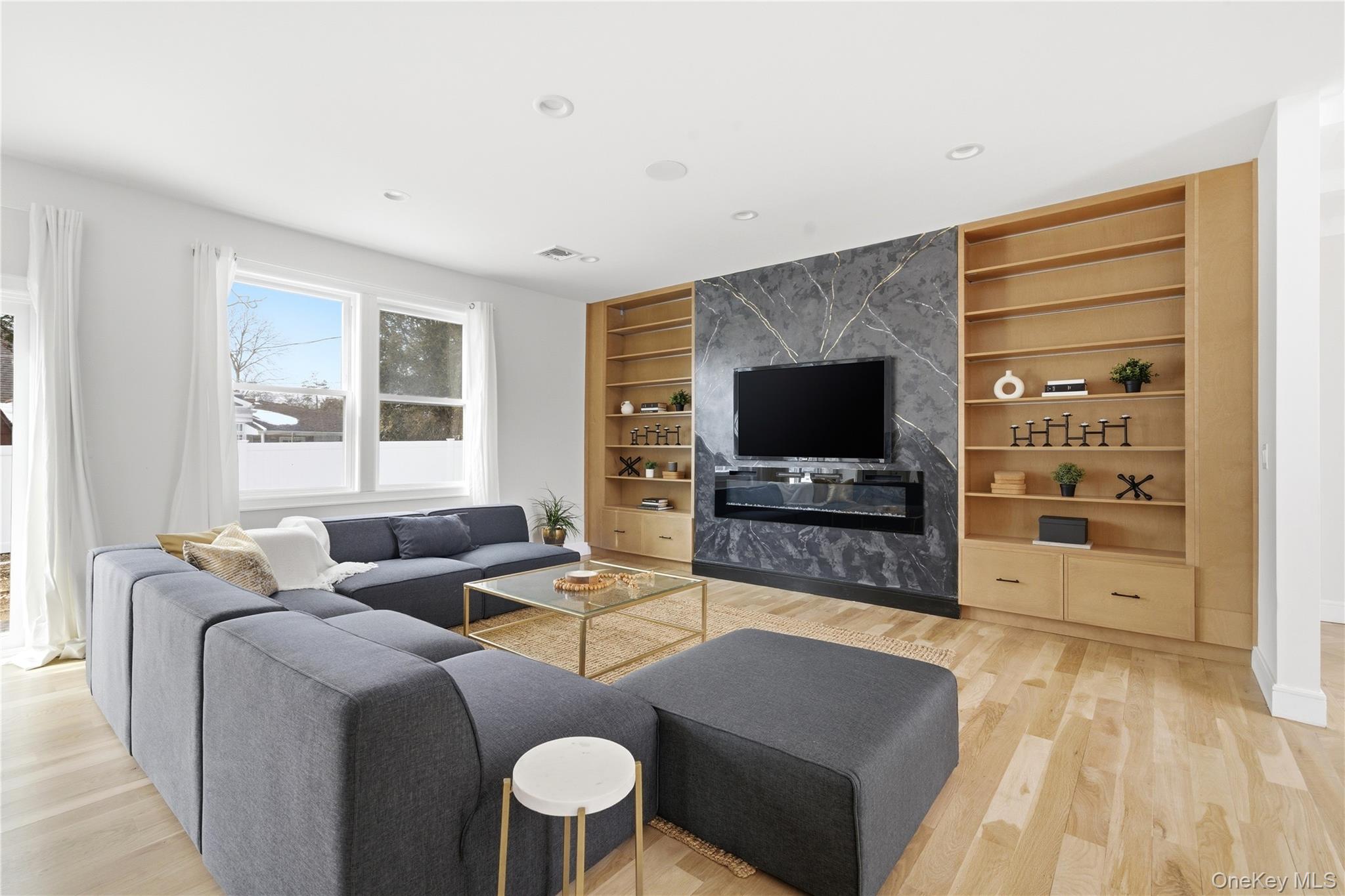 #6 photo, 19 Arrow Lane, Hicksville , NY 11801