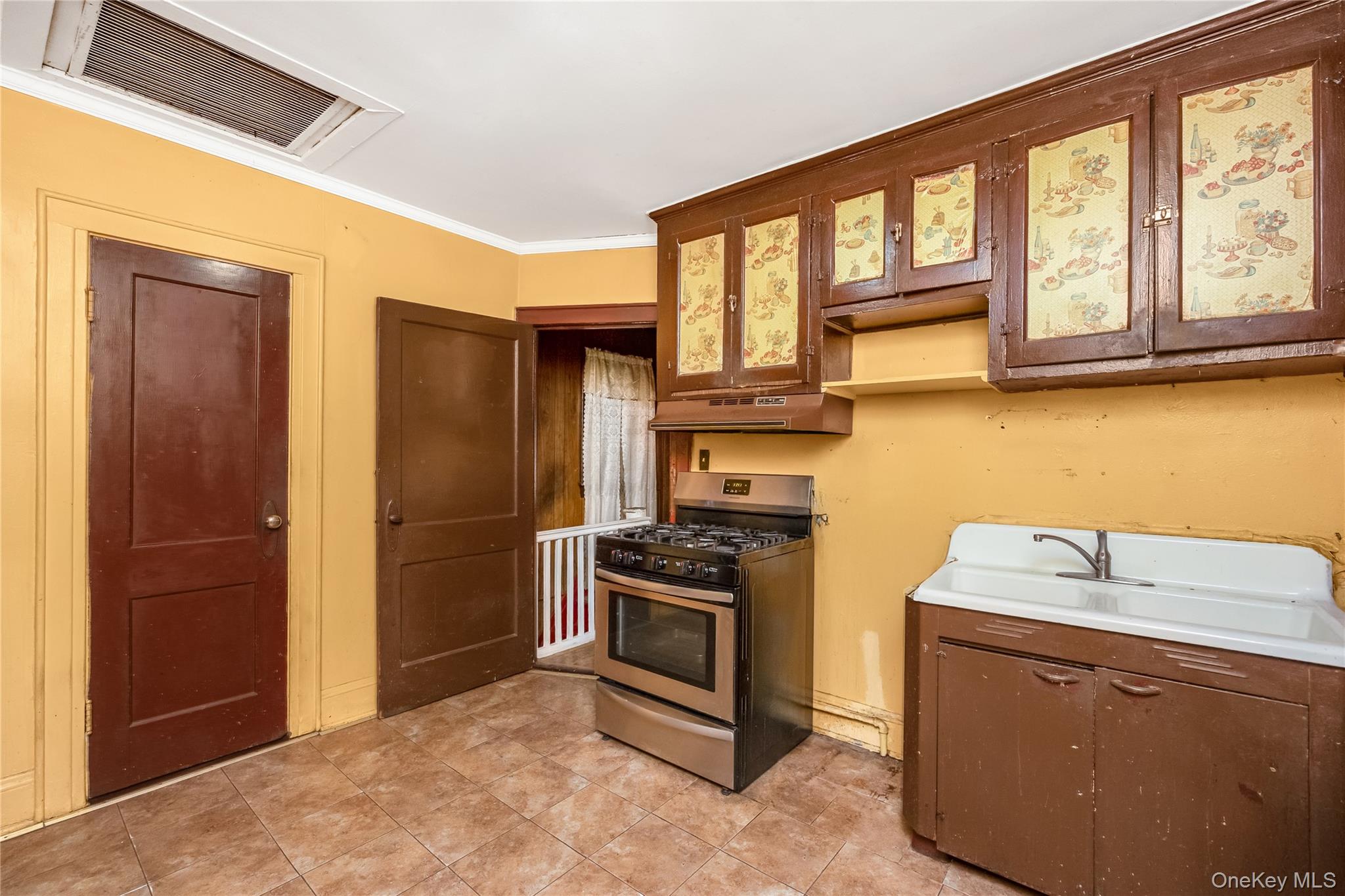 #12 photo, 11735 133rd Street, 뉴욕퀸즈 South Ozone Park , NY 11420