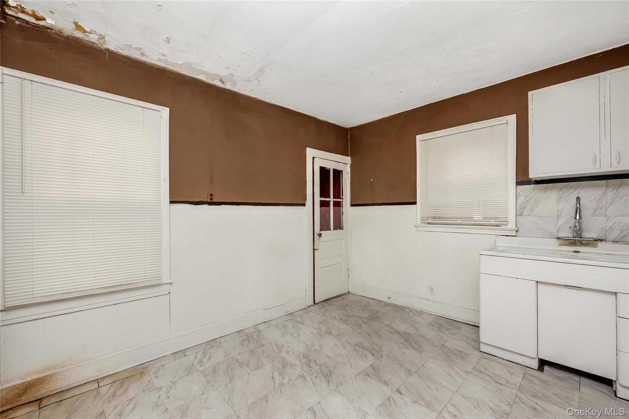 #16 photo, 11735 133rd Street, 뉴욕퀸즈 South Ozone Park , NY 11420