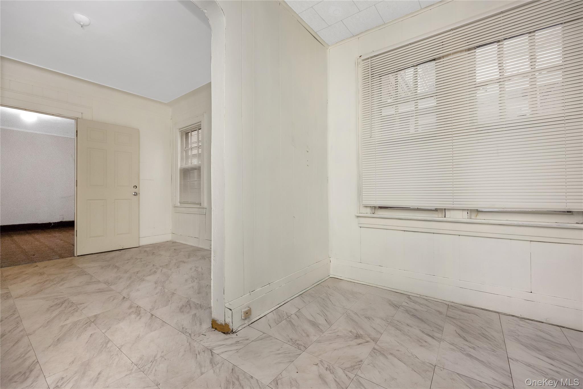 #4 photo, 11735 133rd Street, 뉴욕퀸즈 South Ozone Park , NY 11420