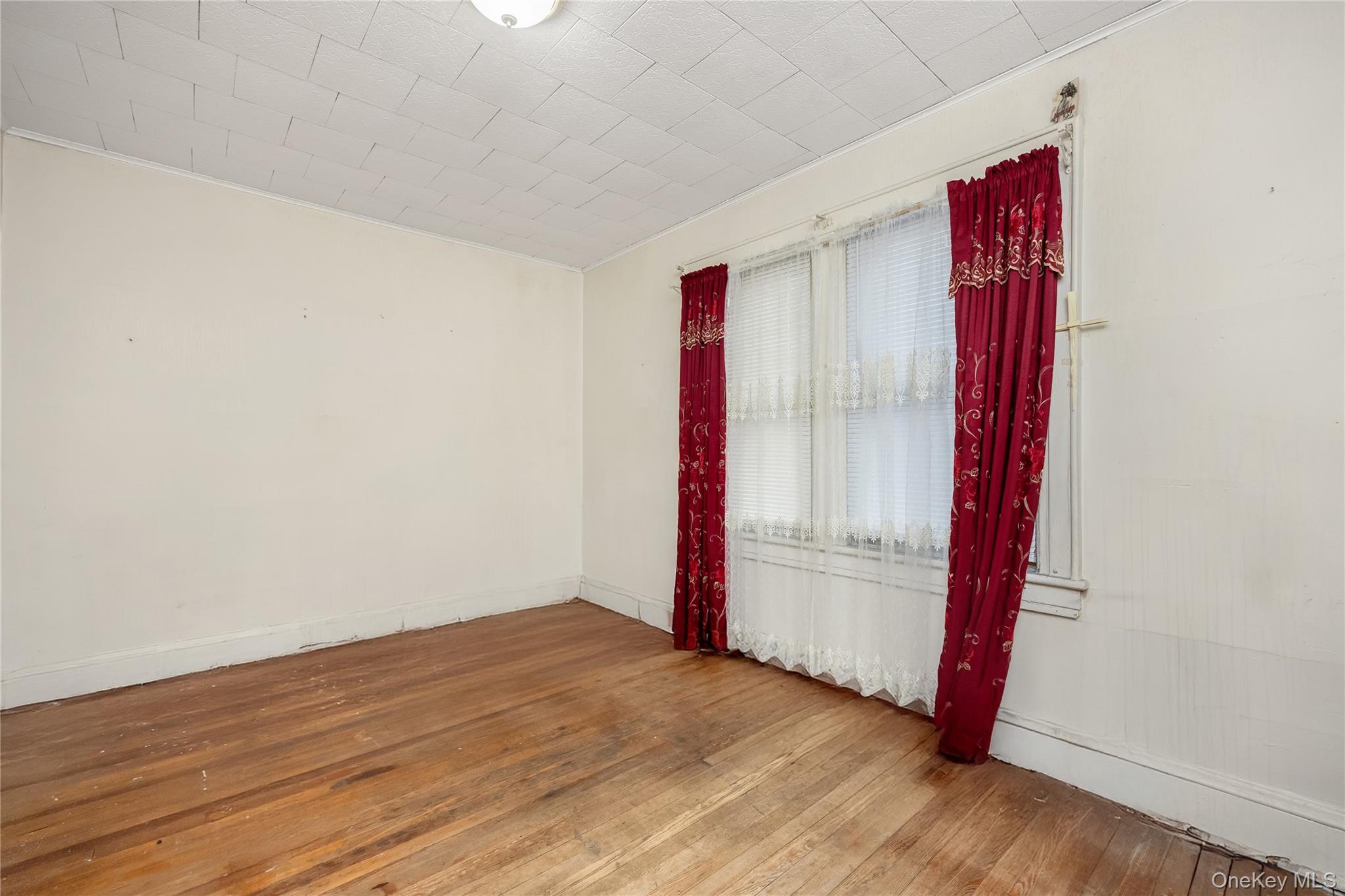 #8 photo, 11735 133rd Street, 뉴욕퀸즈 South Ozone Park , NY 11420