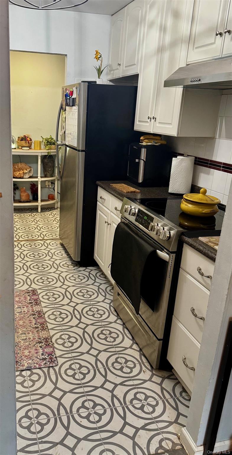 #9 photo, 50 Sterling Street, Beacon , NY 10508