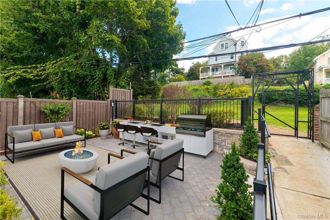 #1 photo, 86 Main Street, Dobbs Ferry , NY 10522