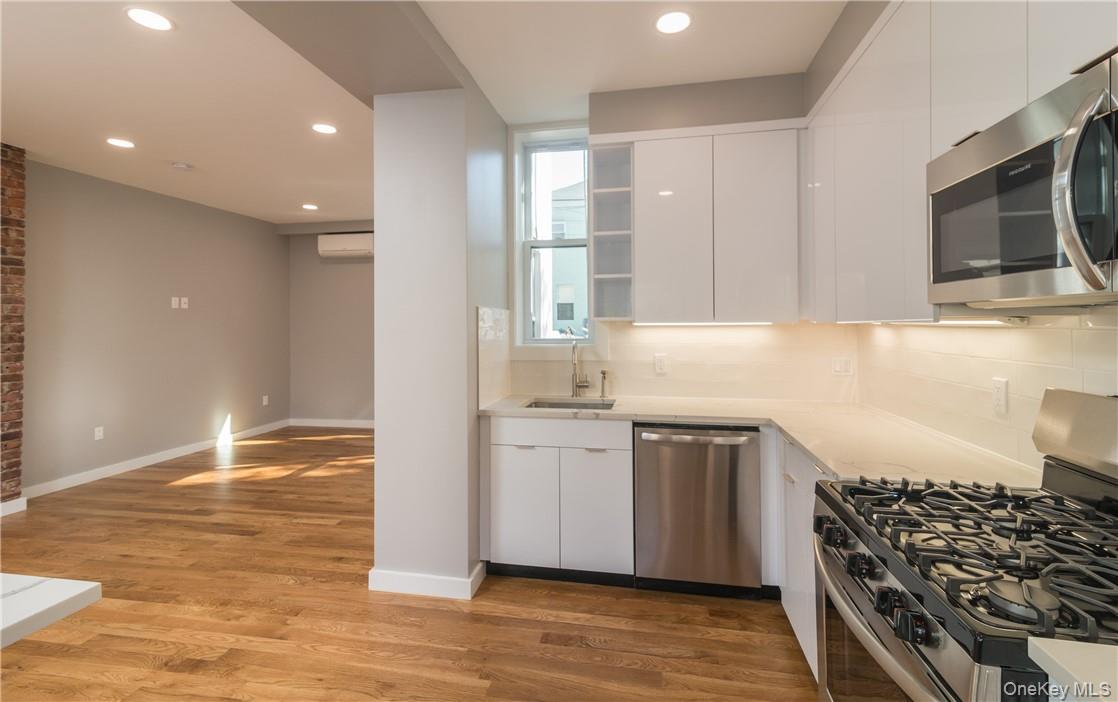 #12 photo, 86 Main Street, Dobbs Ferry , NY 10522